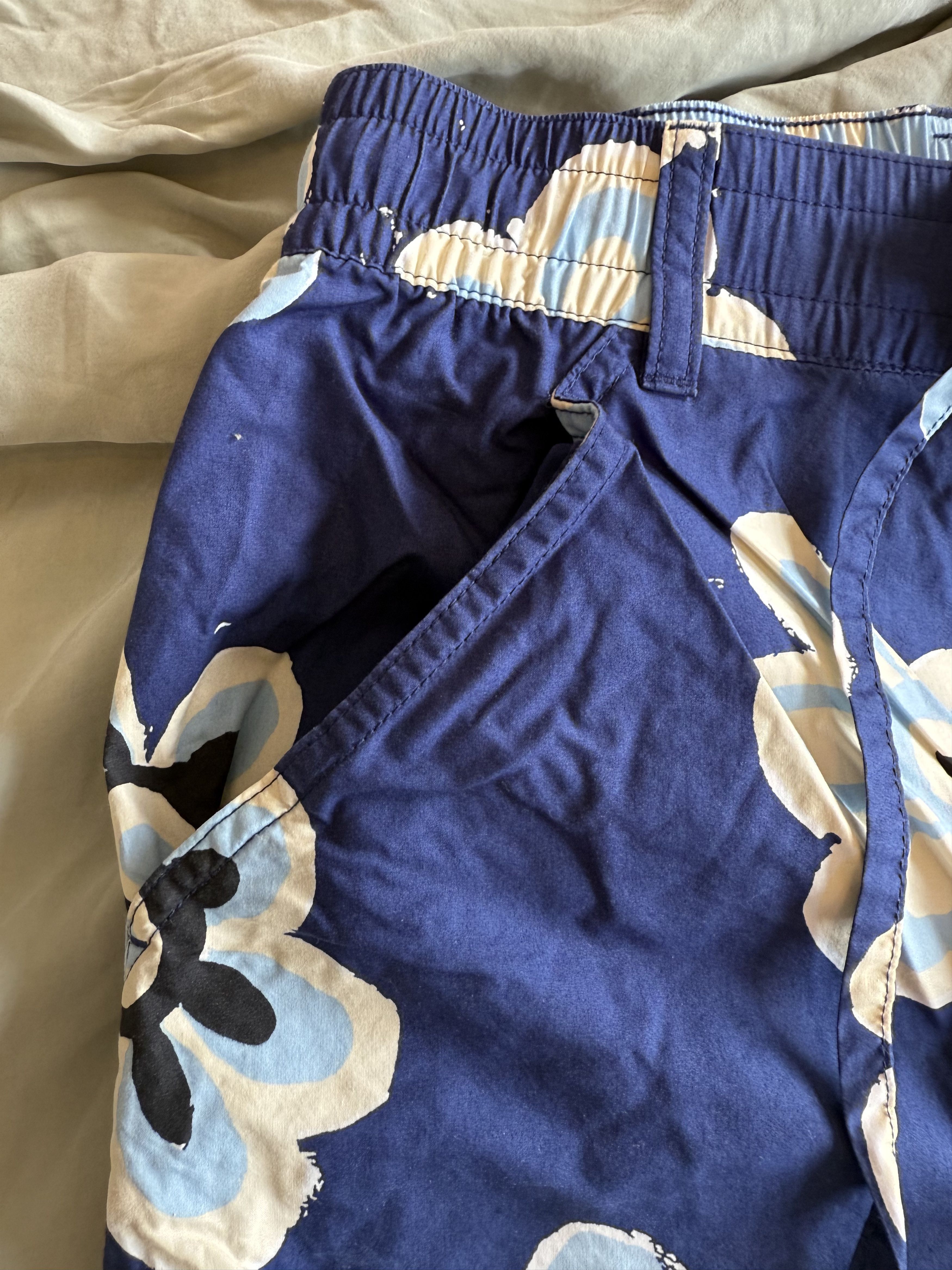Marni × Uniqlo Marni x Uniqlo Wide Fit Blue Flower Pants Size US 32 / EU 48 - 3 Thumbnail