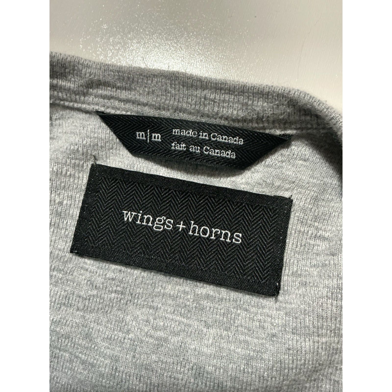 Vintage Wings + Horns Heather Gray Textured Cotton Curved Hem Crewneck T-Shirt M Mens Size M Size US M / EU 48-50 / 2 - 6 Thumbnail