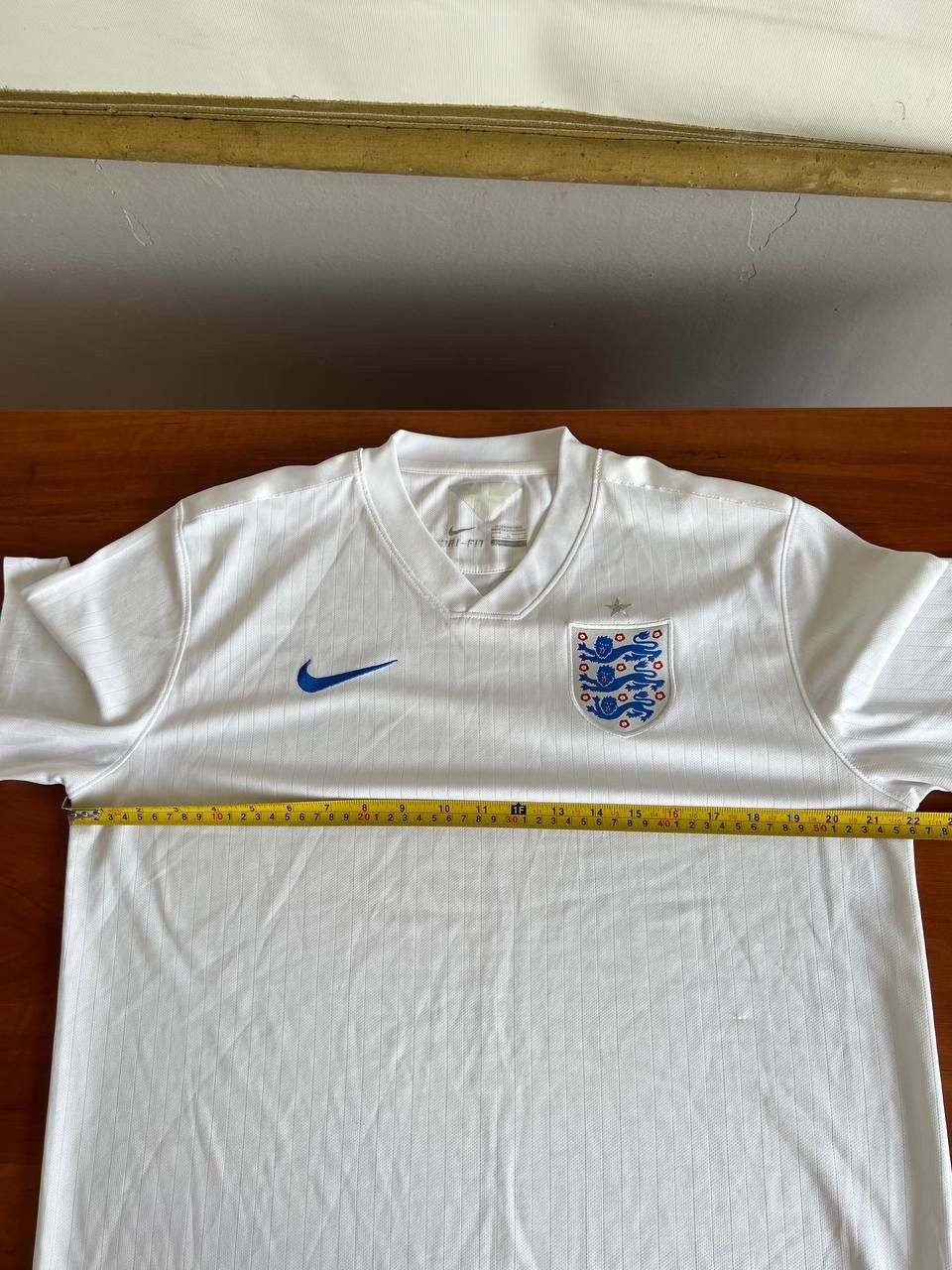 Nike 2014 ENGLAND TEAM HOME SOCCER JERSEY FOOTBALL SHIRT NIKE SZL Size US L / EU 52-54 / 3 - 11 Thumbnail