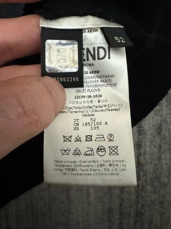 Fendi Fendi Black Wool Embroidered Logo Sweater . Size US XL / EU 56 / 4 - 4 Thumbnail