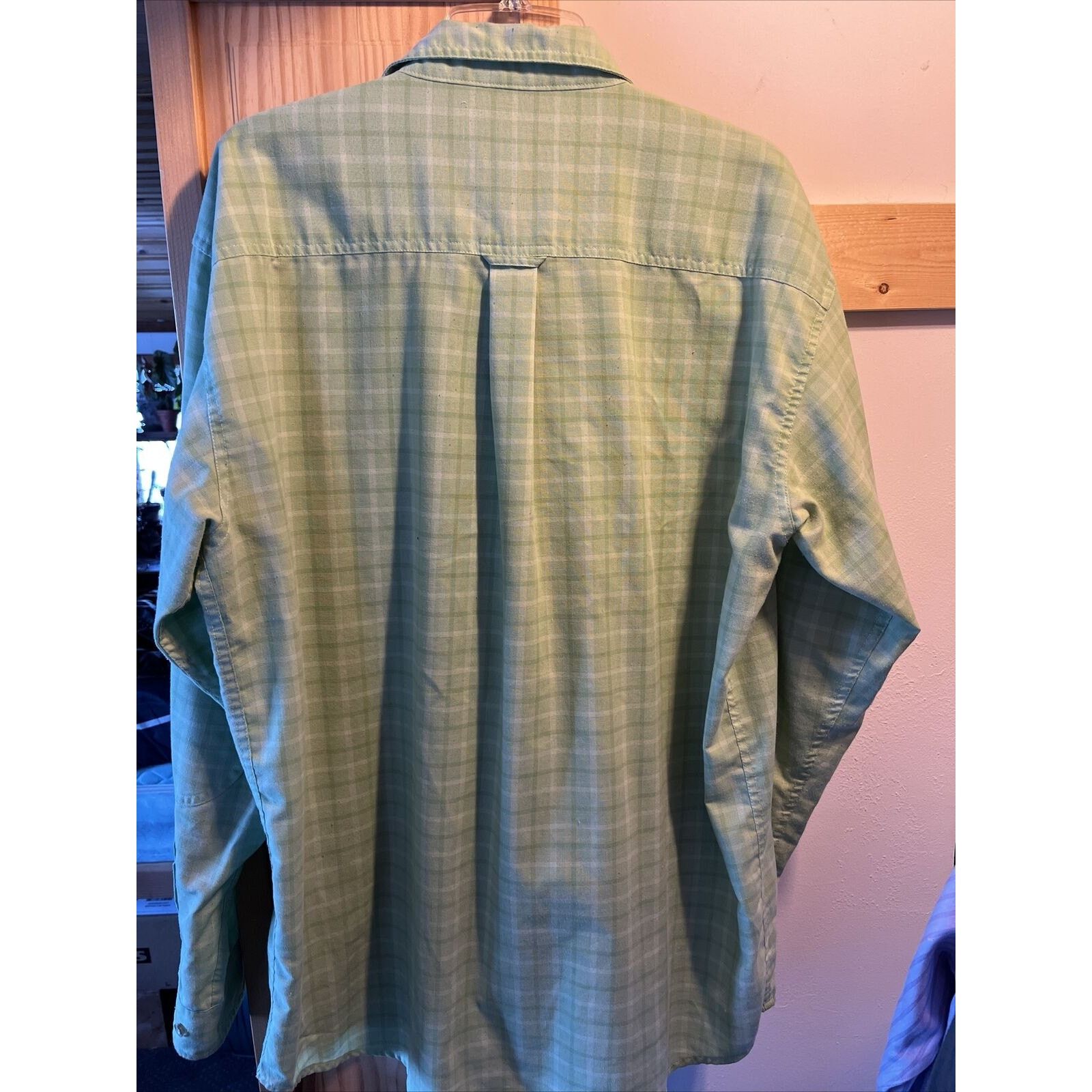 Cabelas Cabela’s Men’s L Green Check LS Button Polyester Blend Shirt Size US L / EU 52-54 / 3 - 8 Thumbnail