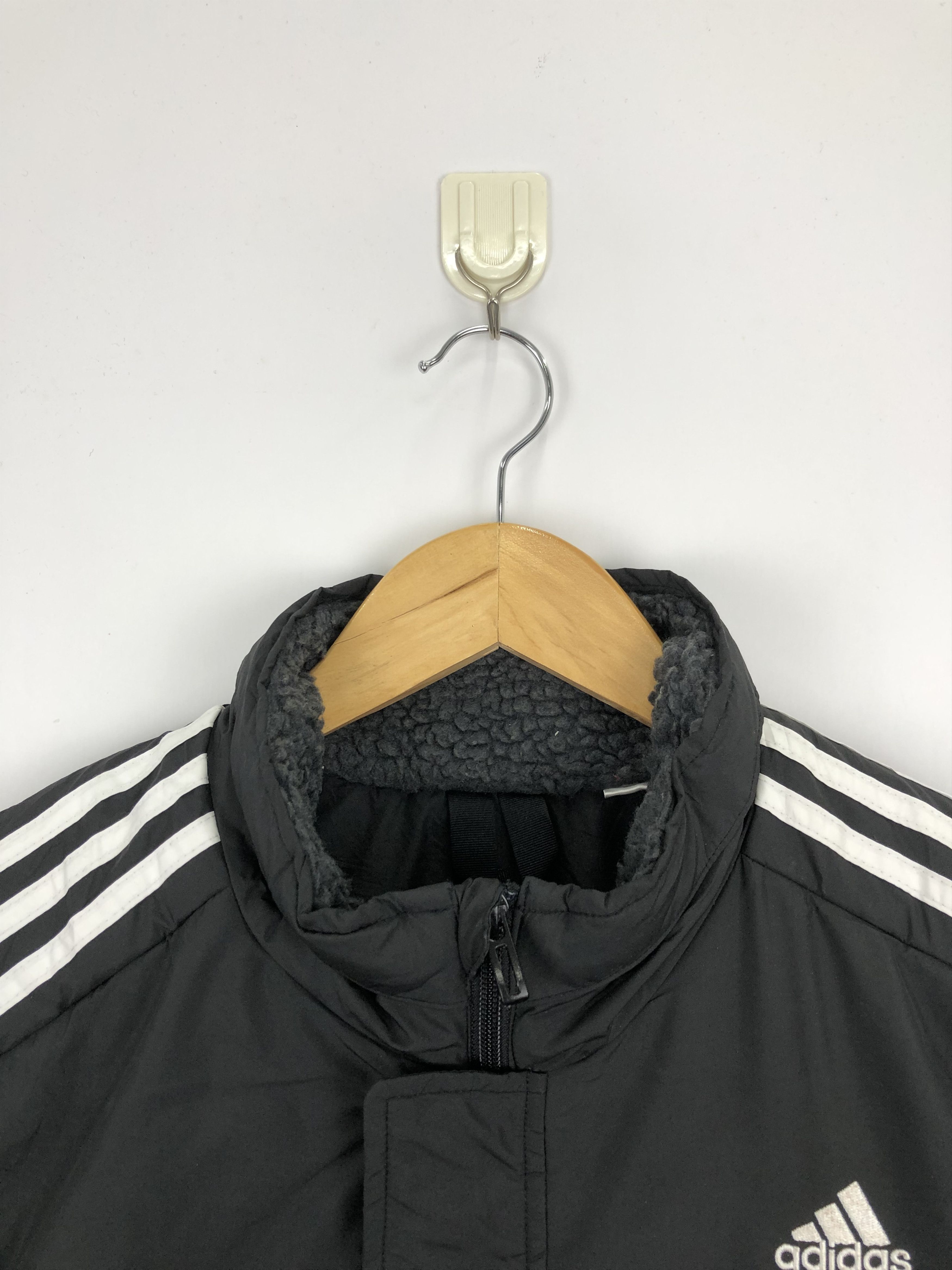Adidas Vintage Adidas Long Puffer Big Logo Jacket Black J0688 Size US M / EU 48-50 / 2 - 6 Thumbnail