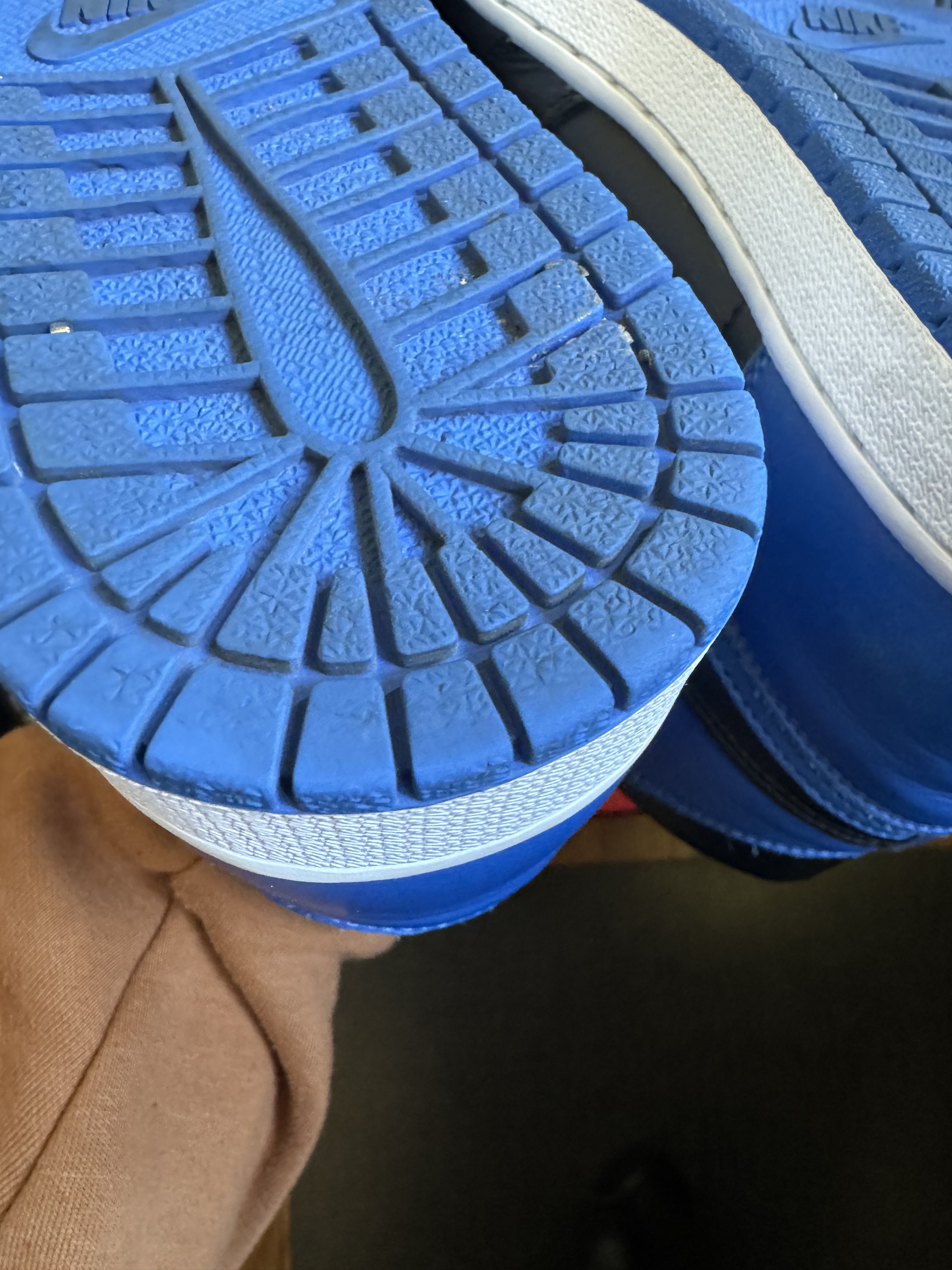 Jordan Brand jordan 1 royal blue Size US 8.5 / EU 41-42 - 3 Thumbnail