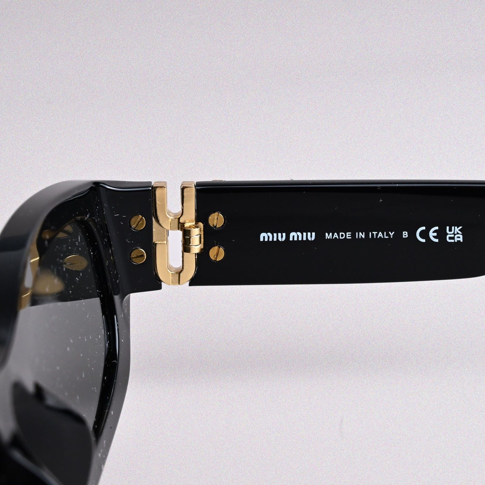 Miu Miu MIU MIU 0MU B04S Size ONE SIZE - 7 Thumbnail