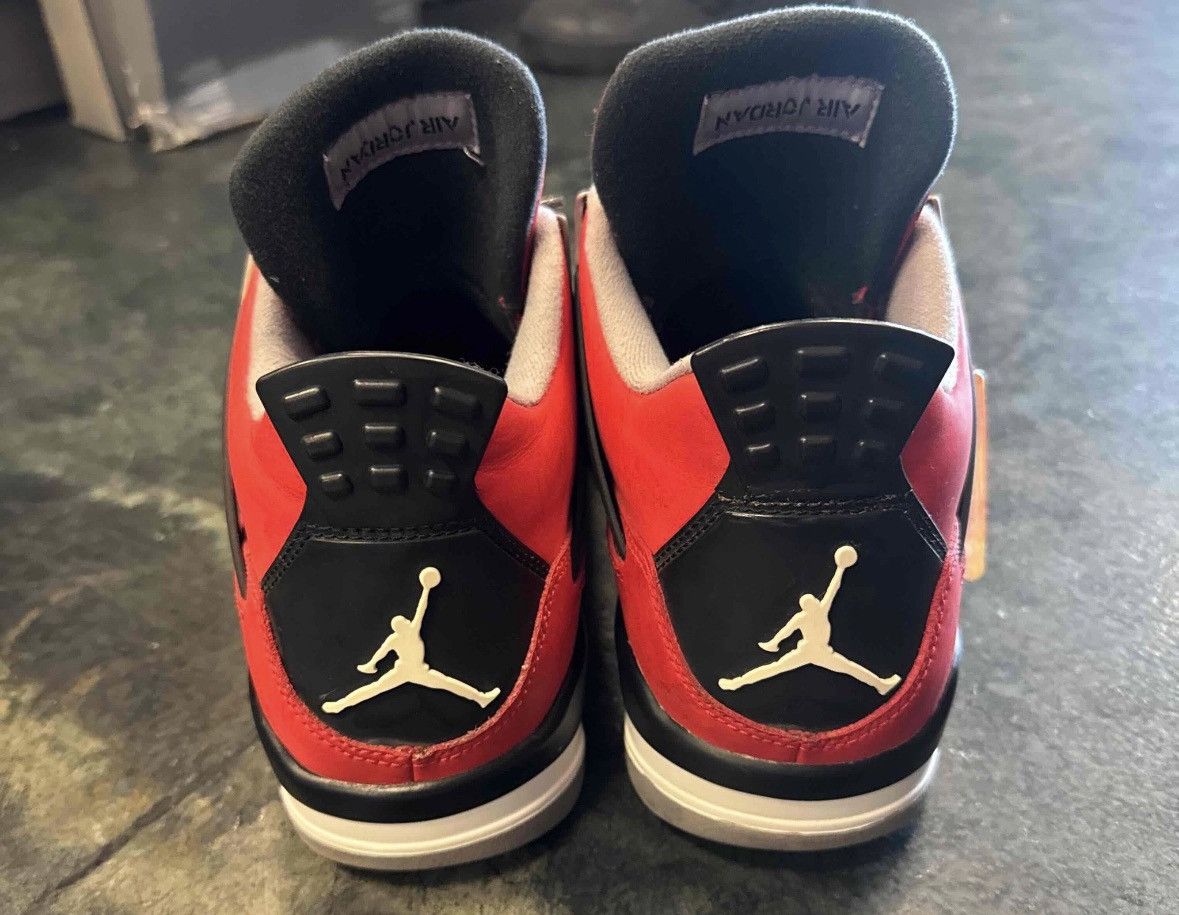 Jordan Brand Jordan 4 Toro Bravo Size US 10 / EU 43 - 4 Thumbnail