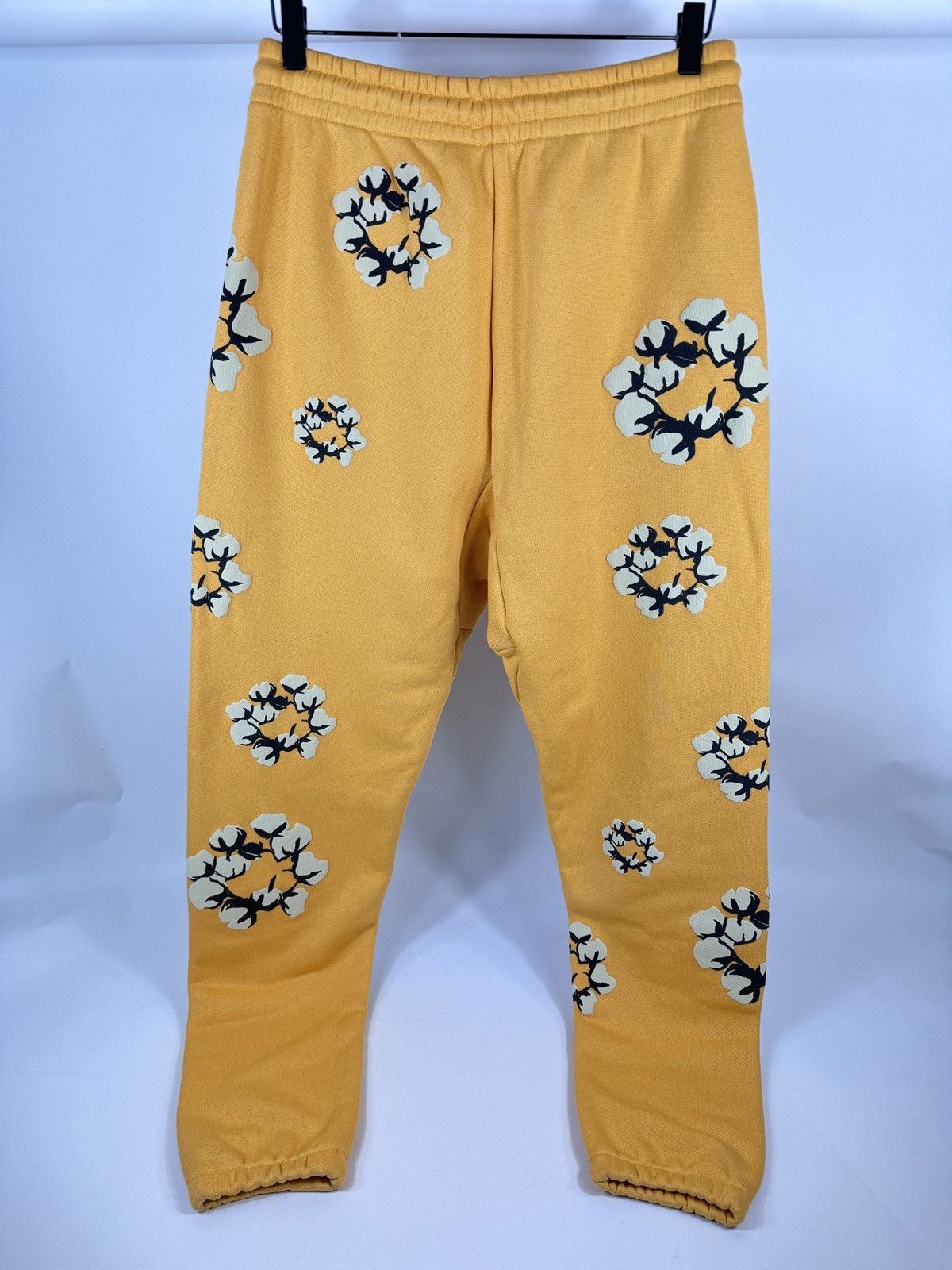 Cactus Plant Flea Market × DENIM TEARS LOGO PRINT SWEATPANTS Size US 34 / EU 50 - 2 Thumbnail