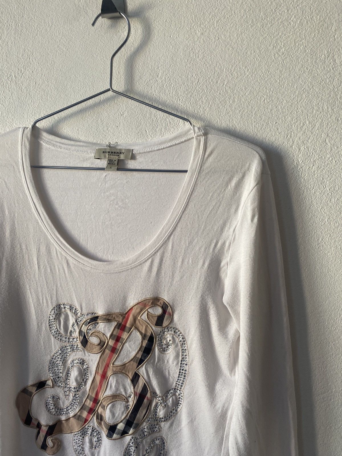 Burberry × Japanese Brand Woman’s Burberry V-Neck Big Logo Blouse Size L / US 10 / IT 46 - 8 Thumbnail