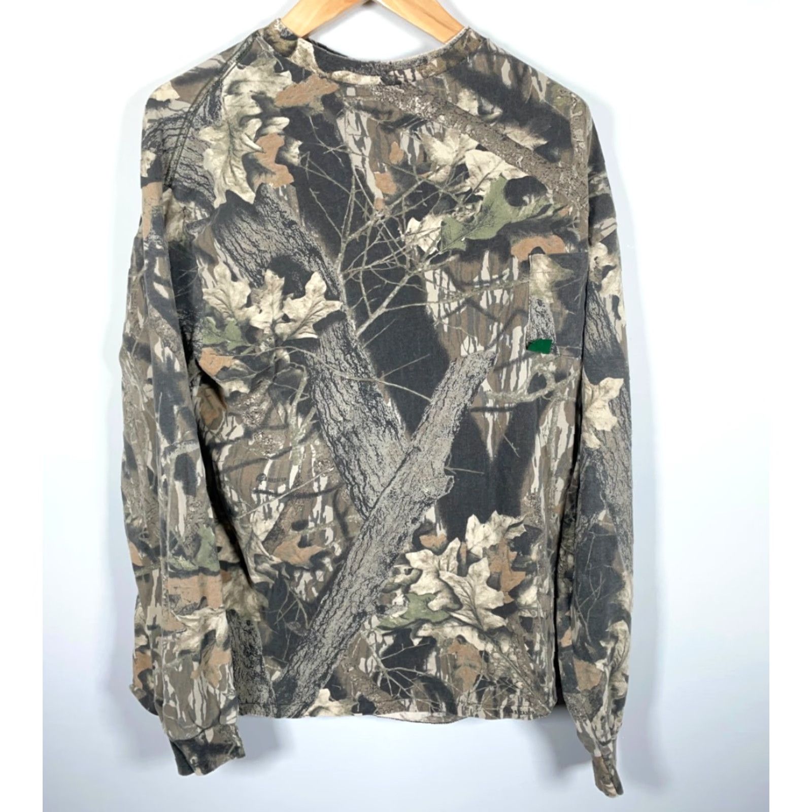 Vintage VINTAGE Mossy Oak Camo Pocket Long Sleeve T-Shirt 2XL Men Green 80s Camouflage Shirt Mens Size US XXL / EU 58 / 5 - 2 Thumbnail