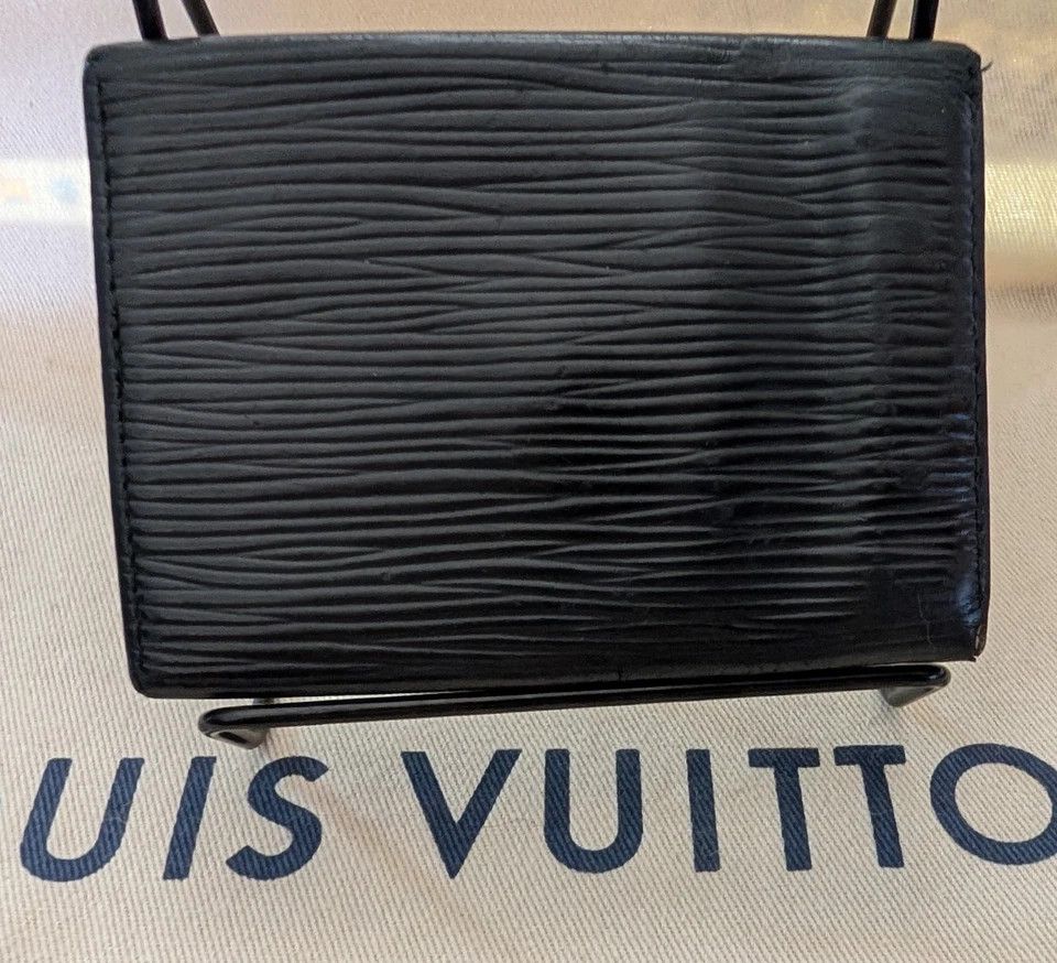 Louis Vuitton LOUIS VUITTON Epi Leather Key Holder CA0032 Black Vintage Size ONE SIZE - 2 Thumbnail
