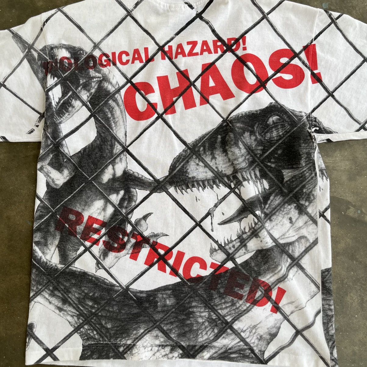 Other Vintage 90s Jurassic Park T-Shirt OVP Dinosaur Danger Movie Size US M / EU 48-50 / 2 - 7 Thumbnail