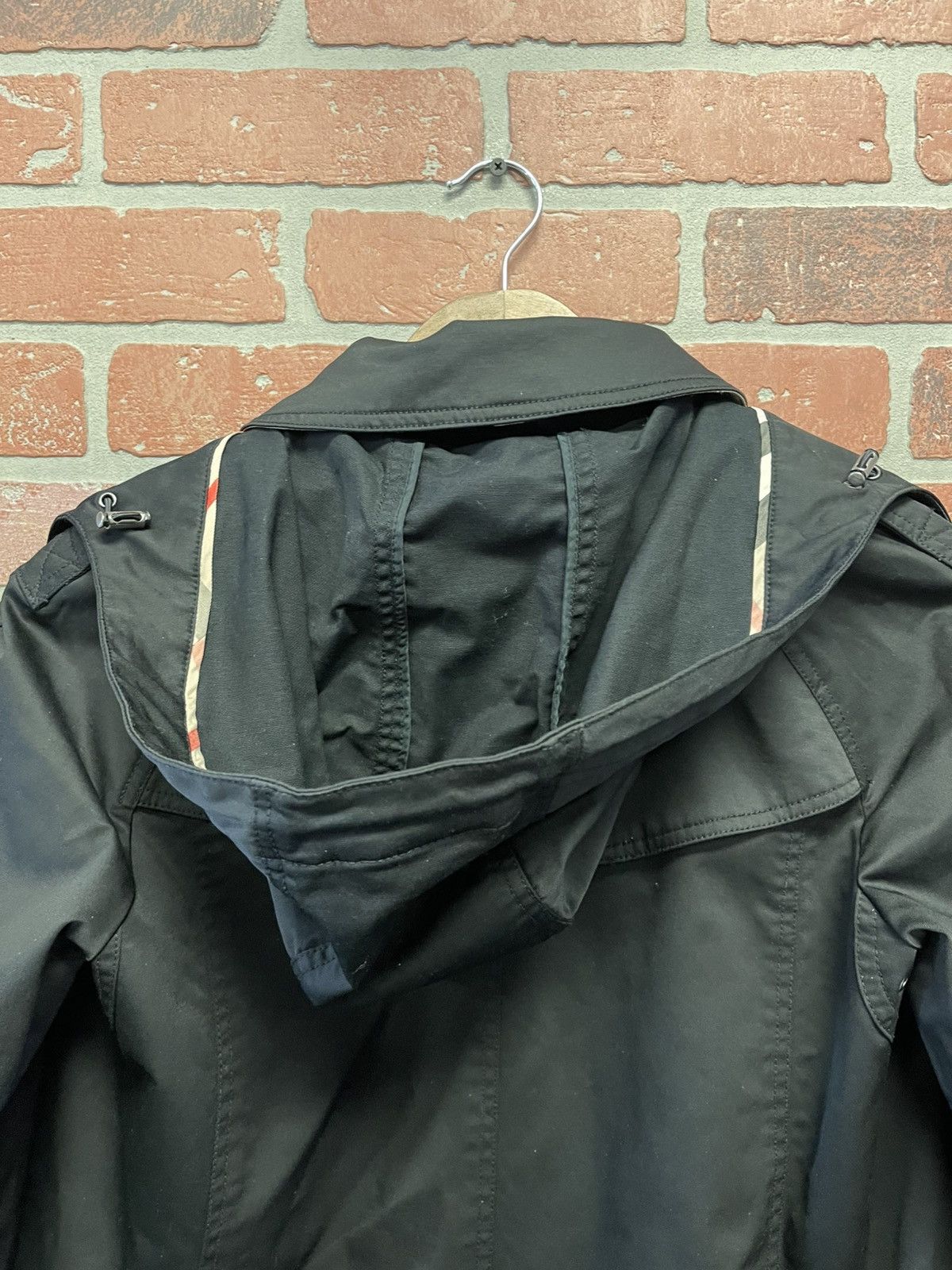 Burberry Size M - Burberry Brit Jacket Black Parka/Raincoat Size M / US 6-8 / IT 42-44 - 7 Thumbnail