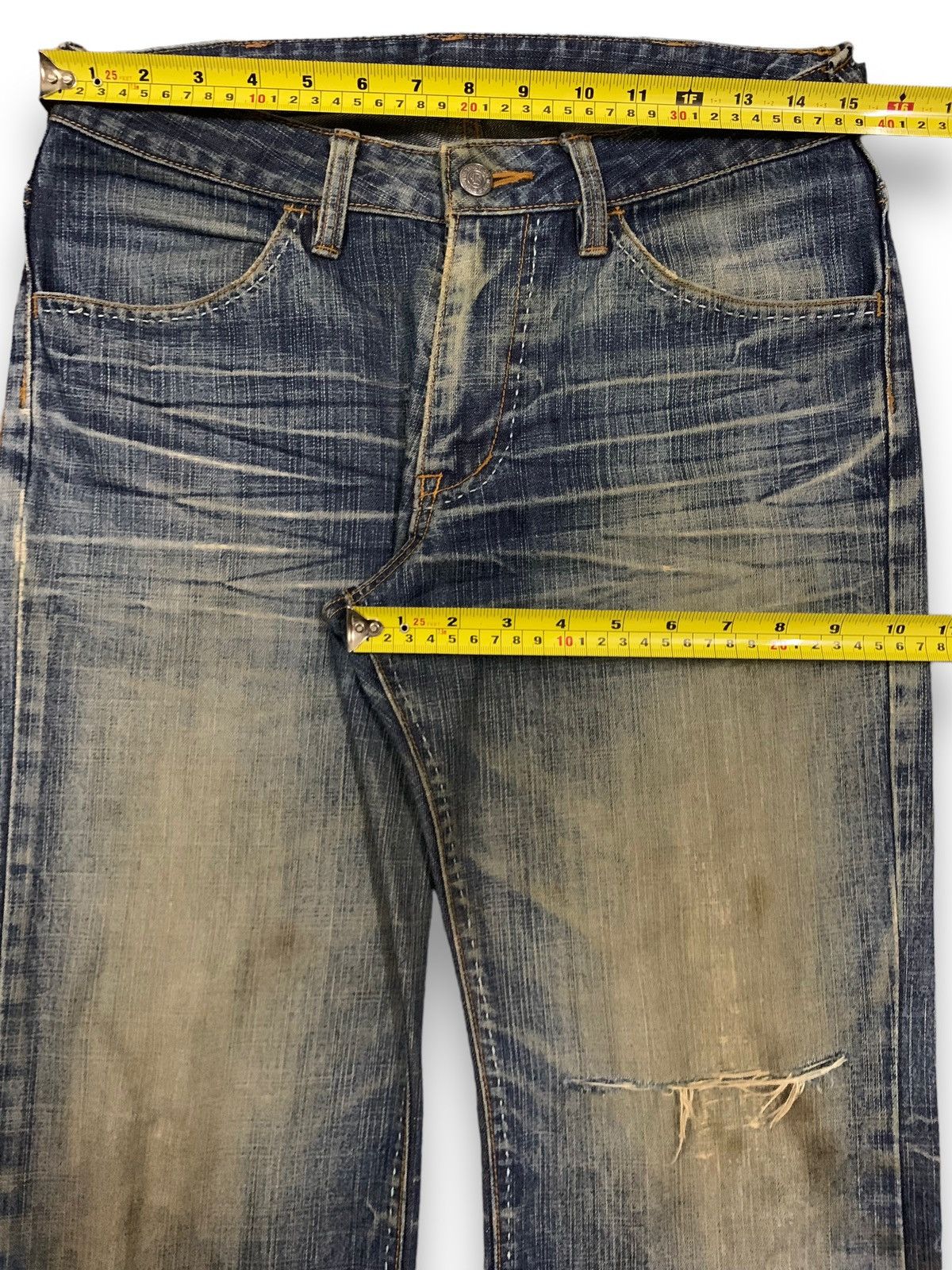 Japanese Brand Vintage Distinction Stitched Mud Wash Loose Fit Grunge Jeans Size US 30 / EU 46 - 17 Thumbnail