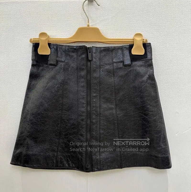 Miu Miu Miu Miu Black A-Line Leather Skirt . Size 35" - 4 Thumbnail
