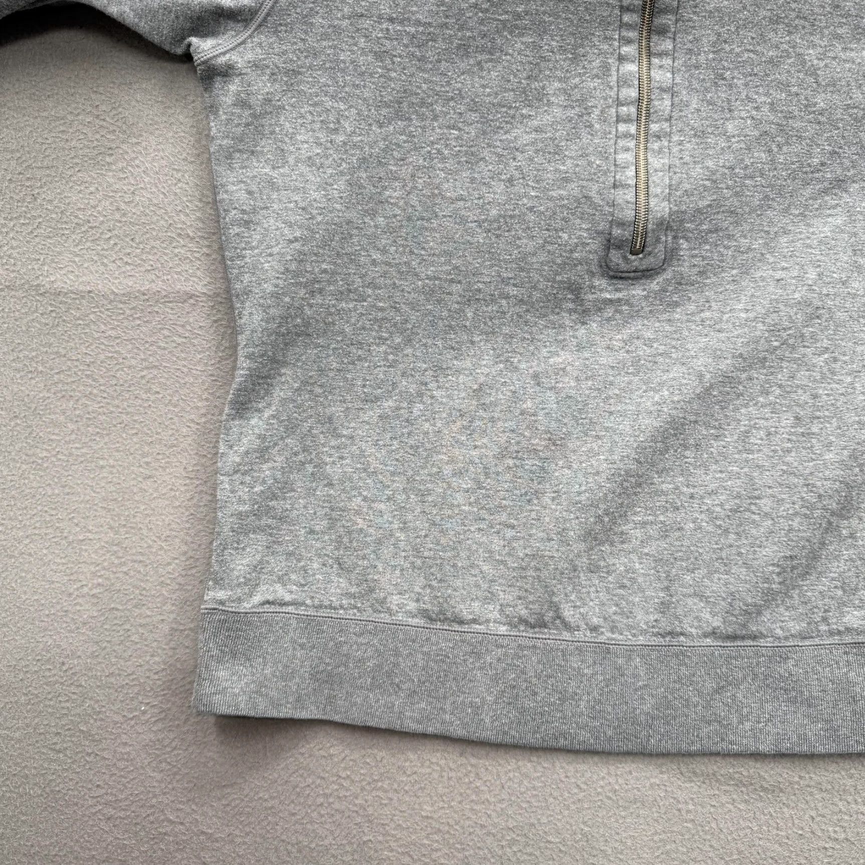 Tommy Bahama Tommy Bahama Sweatshirt Mens Large Gray Contrast Stitch Pullover Mock Neck 1/4 Zip Casual Travel Size US L / EU 52-54 / 3 - 7 Thumbnail