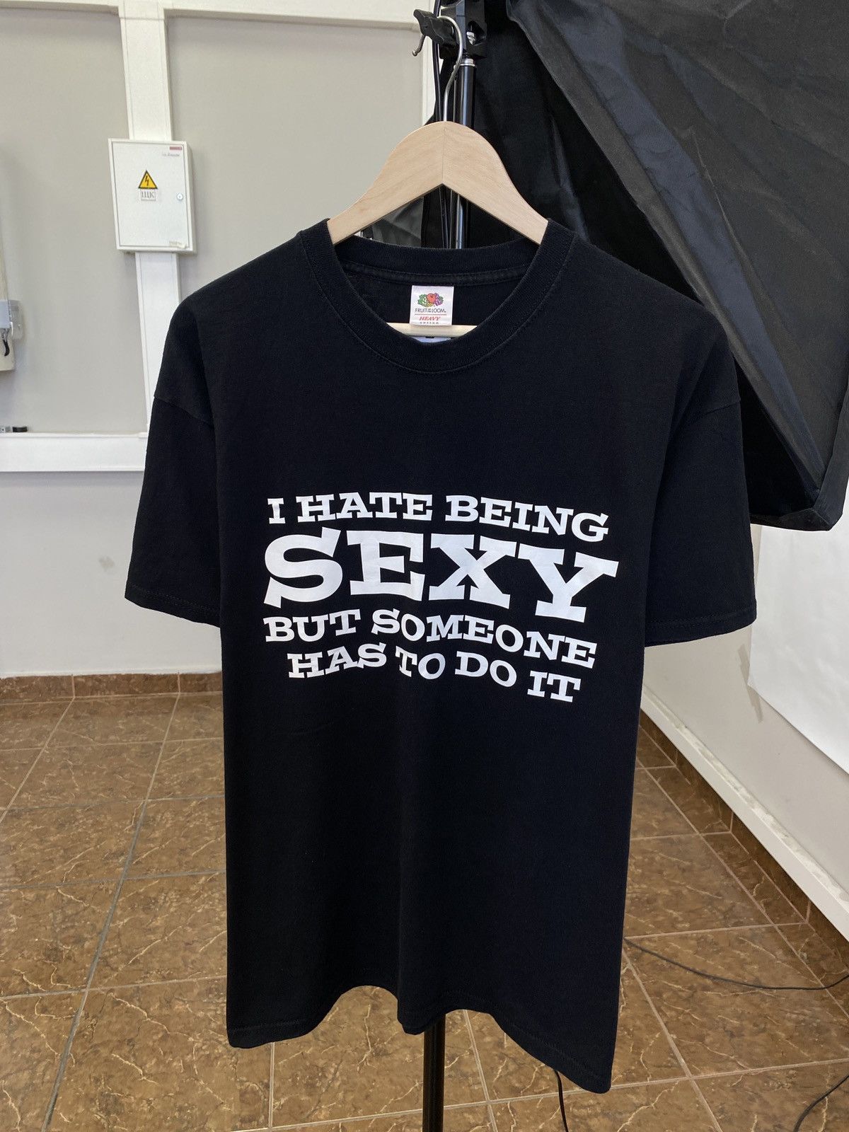 Fruit Of The Loom 🥵 Vintage 90 I Hate Being Sexy But Someone Has to do It Y2K Size US XL / EU 56 / 4 - 1 Thumbnail