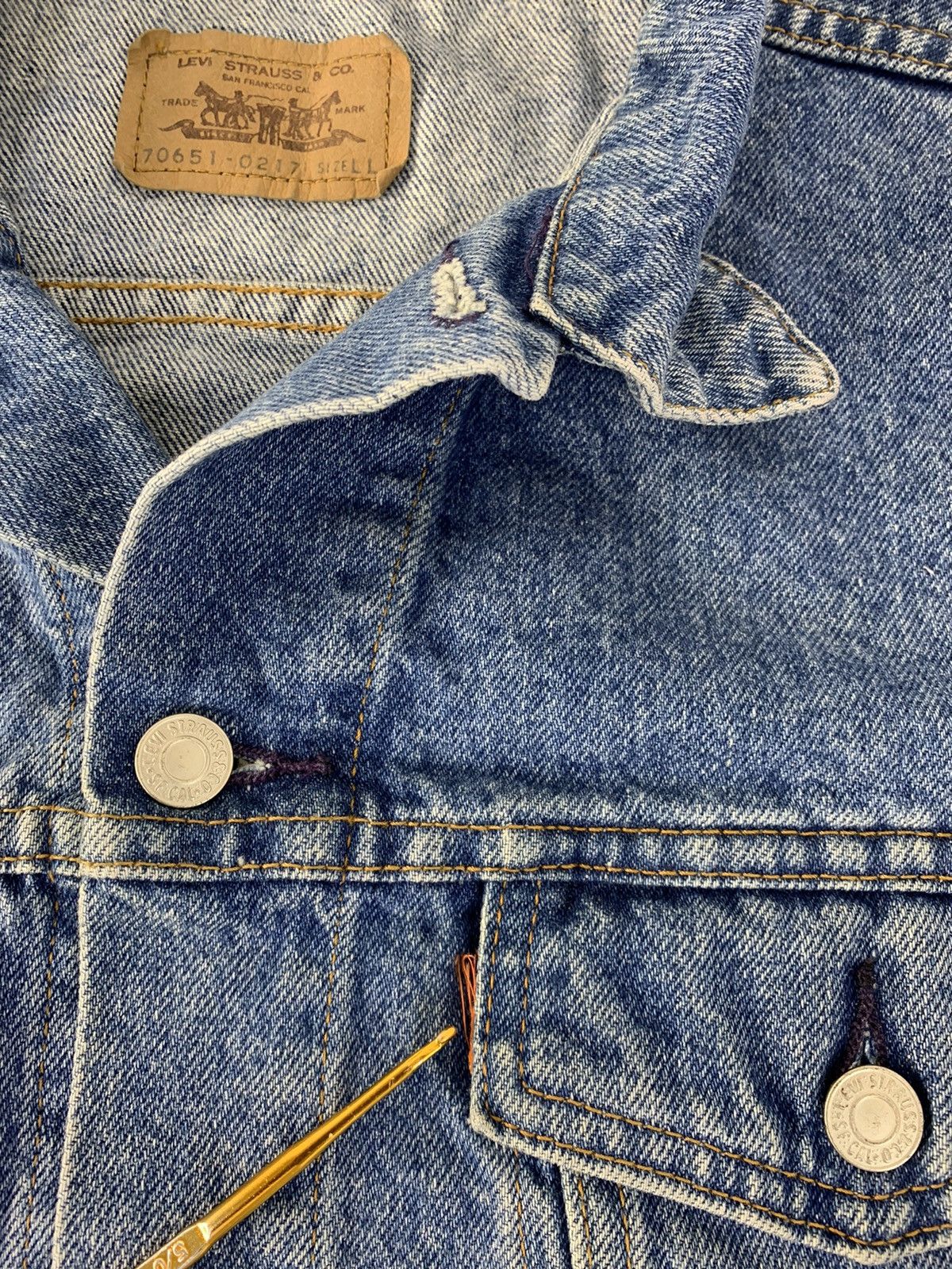 Levi's Vintage Clothing 90s Levis Western Trucker Light Indigo Denim Jacket Size US M / EU 48-50 / 2 - 4 Thumbnail