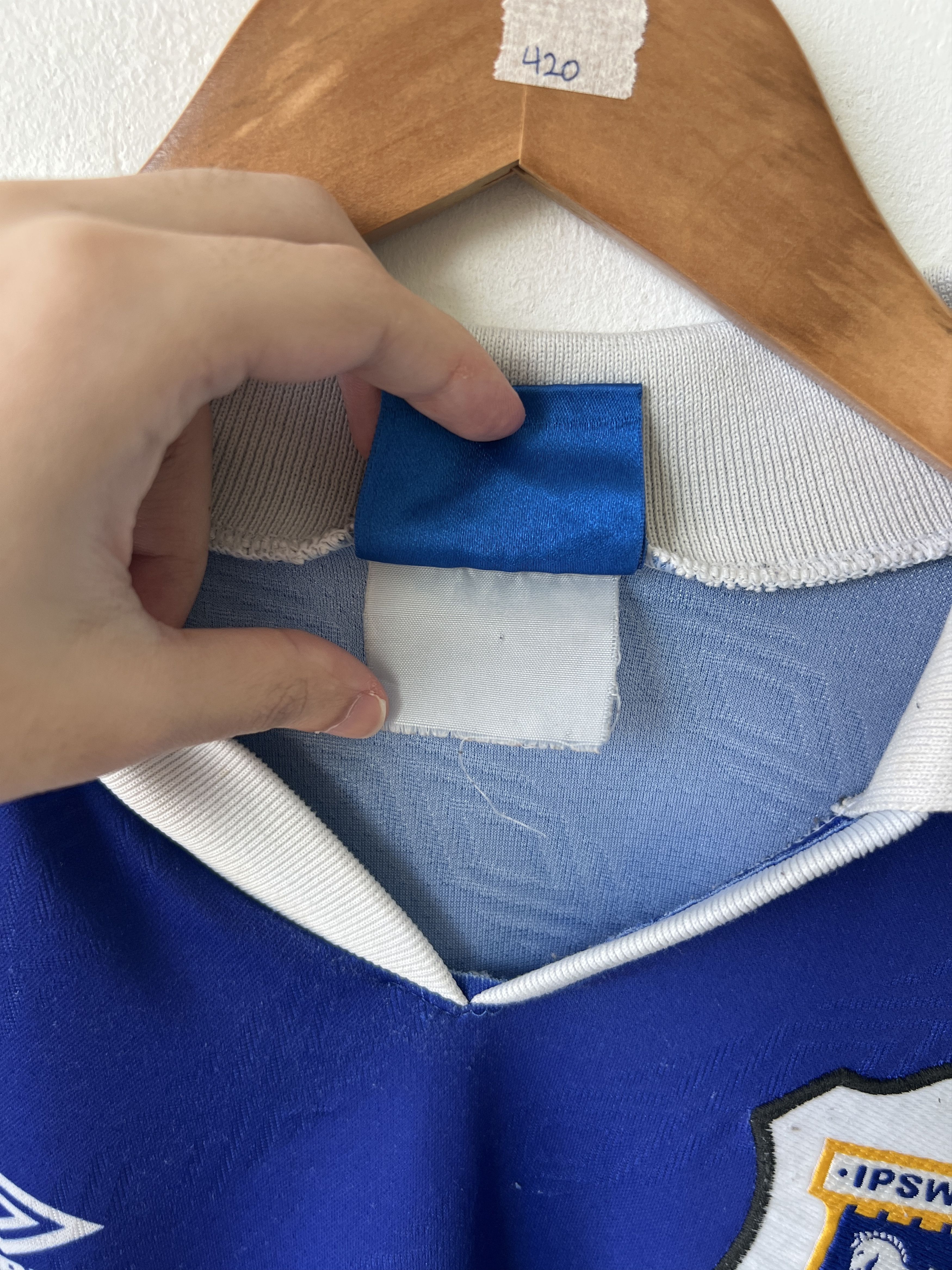 Umbro (XL) Ipswich 1994-95 Home Kit Size US XL / EU 56 / 4 - 4 Thumbnail