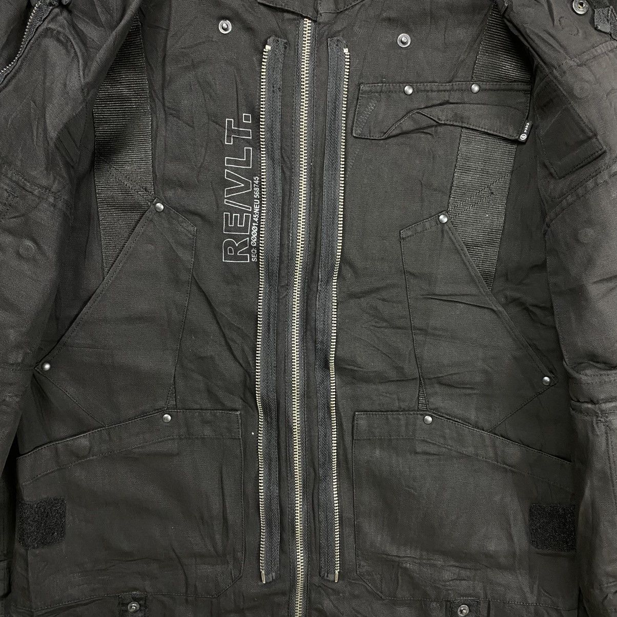 Errolson Hugh Archive Analog by acronym FW 05 multi pocket jacket Size US M / EU 48-50 / 2 - 15 Thumbnail