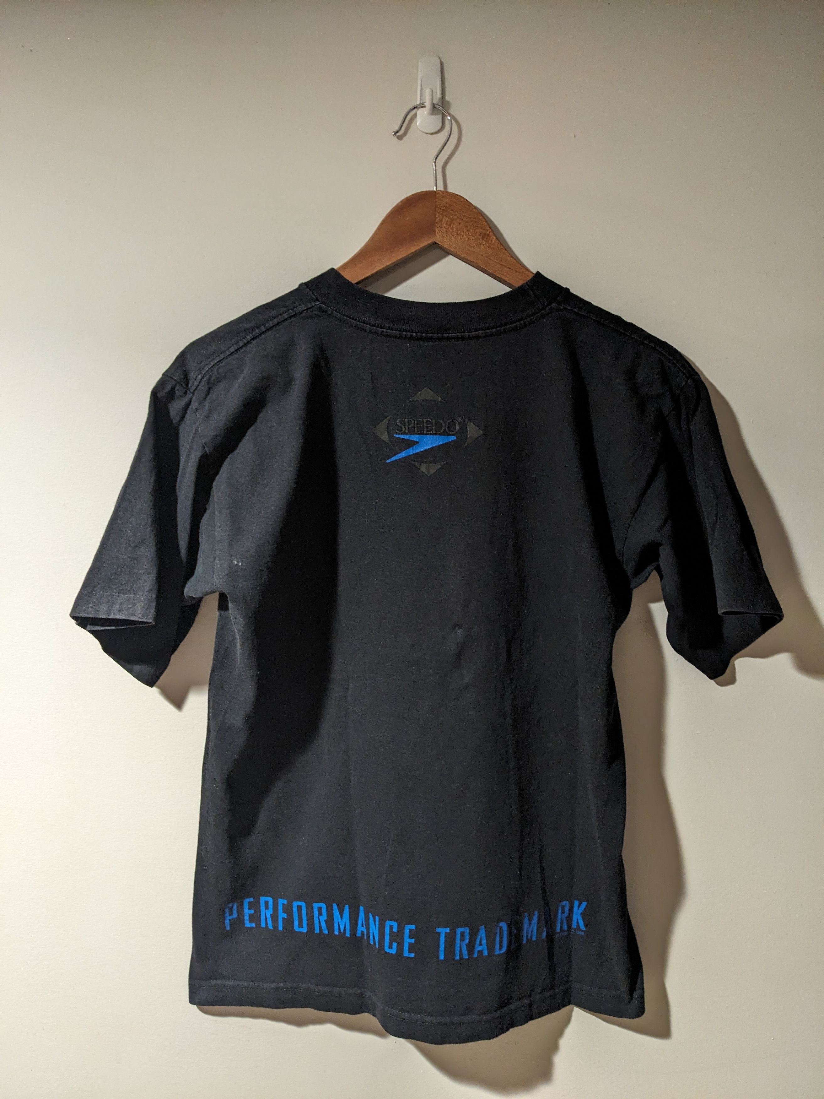 Speedo Vintage 1996 Speedo Surf Wear Logo Kids X-Large T-Shirt Size US XL / EU 56 / 4 - 4 Thumbnail