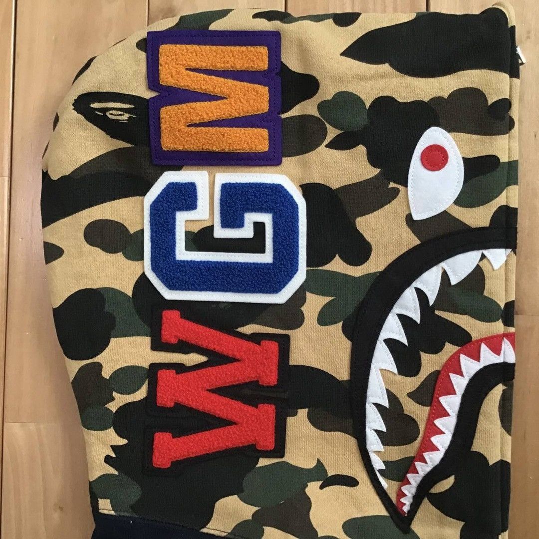 Bape BAPE logo shark full zip hoodie navy x 1st camo yellow APE Size US M / EU 48-50 / 2 - 5 Thumbnail