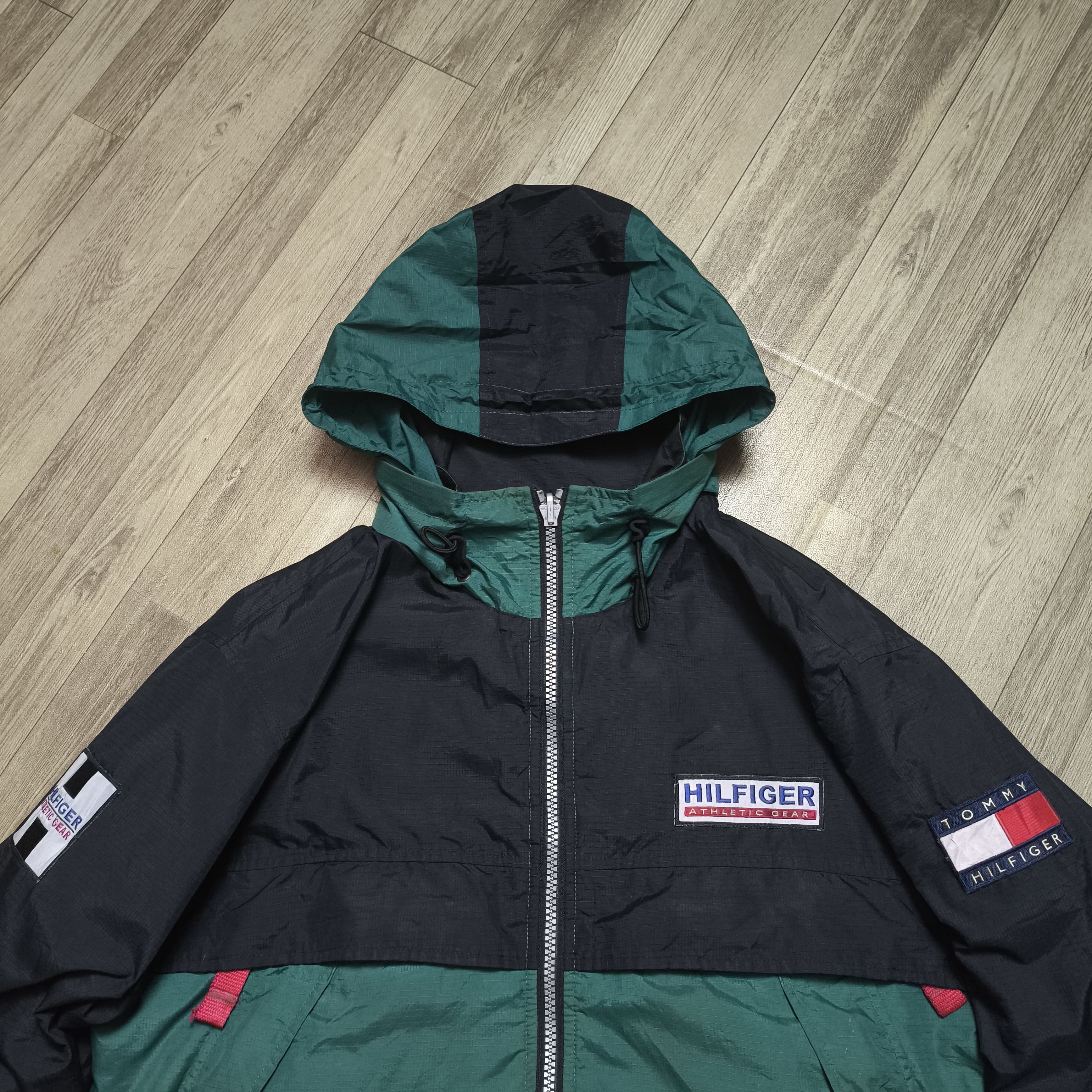 Tommy Hilfiger Vintage 90s Reversible Tommy Hilfiger Athletic Gear Jacket Size US M / EU 48-50 / 2 - 7 Thumbnail