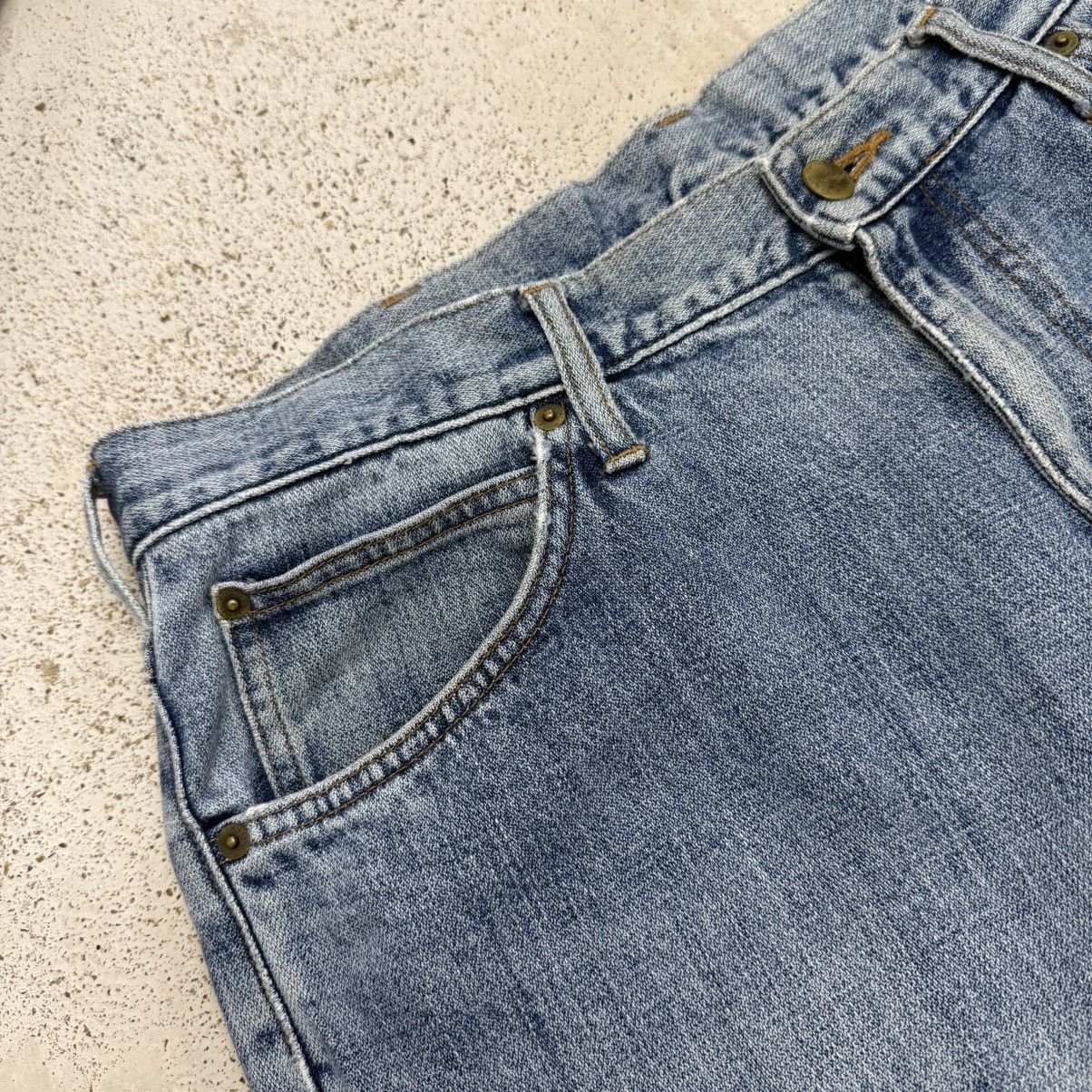 Wrangler Vintage Wrangler Light Wash Distressed Denim Pants Size US 36 / EU 52 - 8 Thumbnail