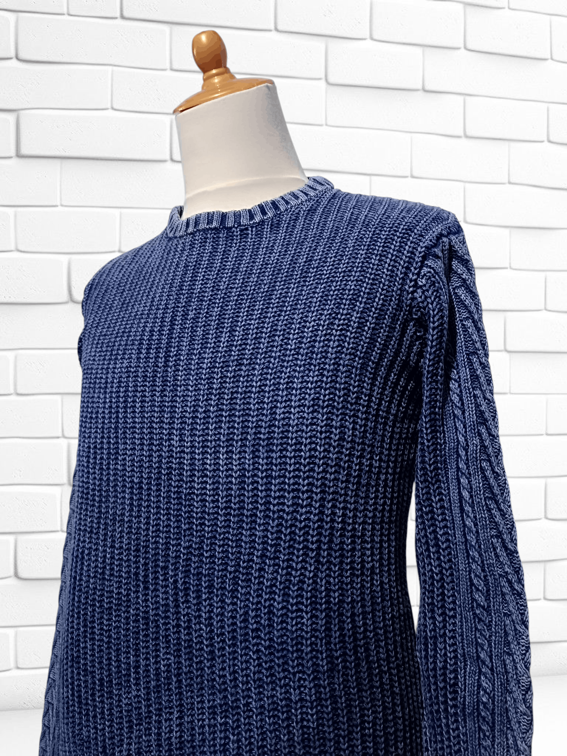 Japanese Brand Indigo Sulfur Dyed Cable Knit Sweater Size US M / EU 48-50 / 2 - 3 Thumbnail