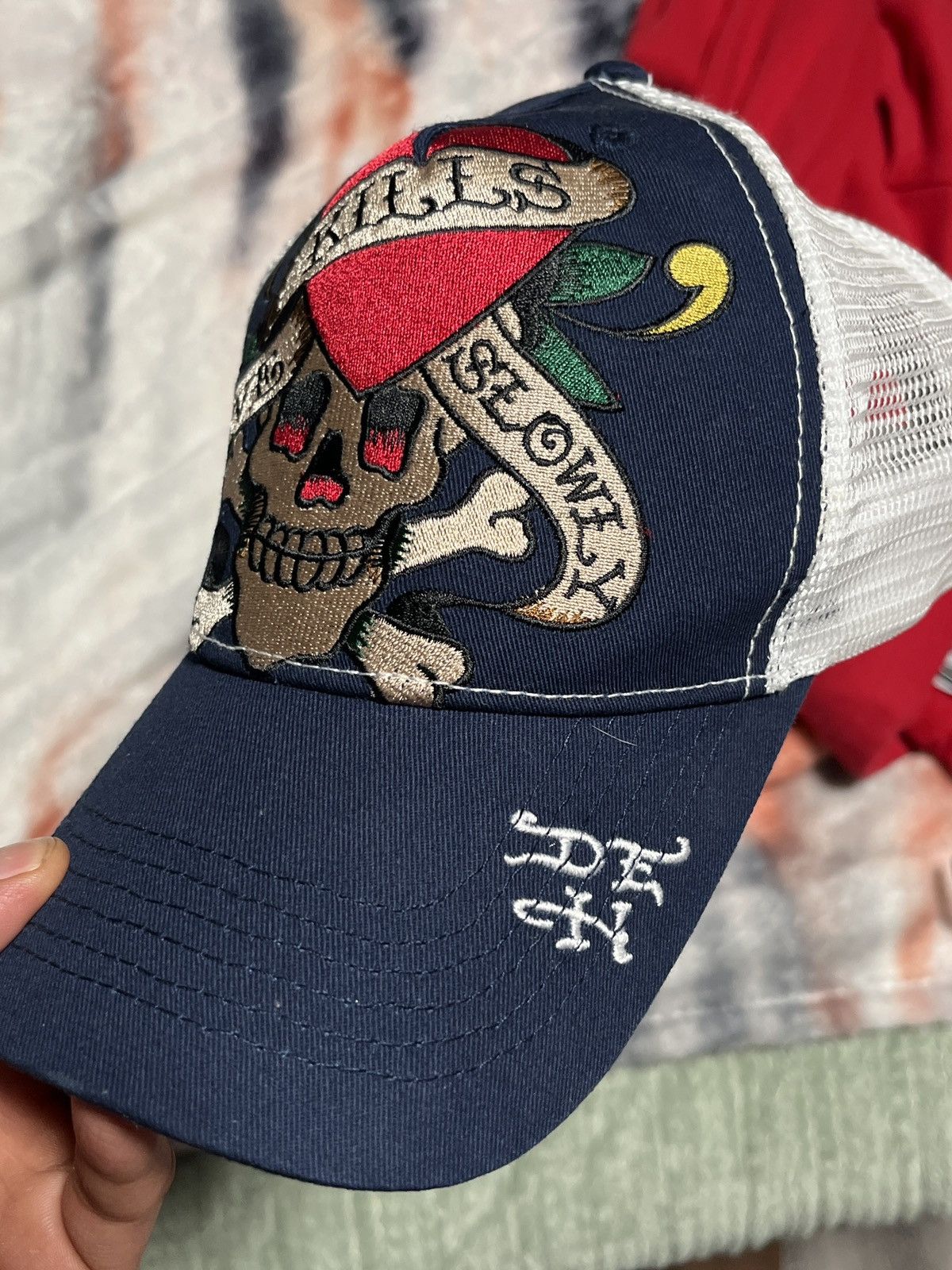 Ed Hardy Ed hardy “Love Kills Slowly” trucker hat Size ONE SIZE - 4 Thumbnail