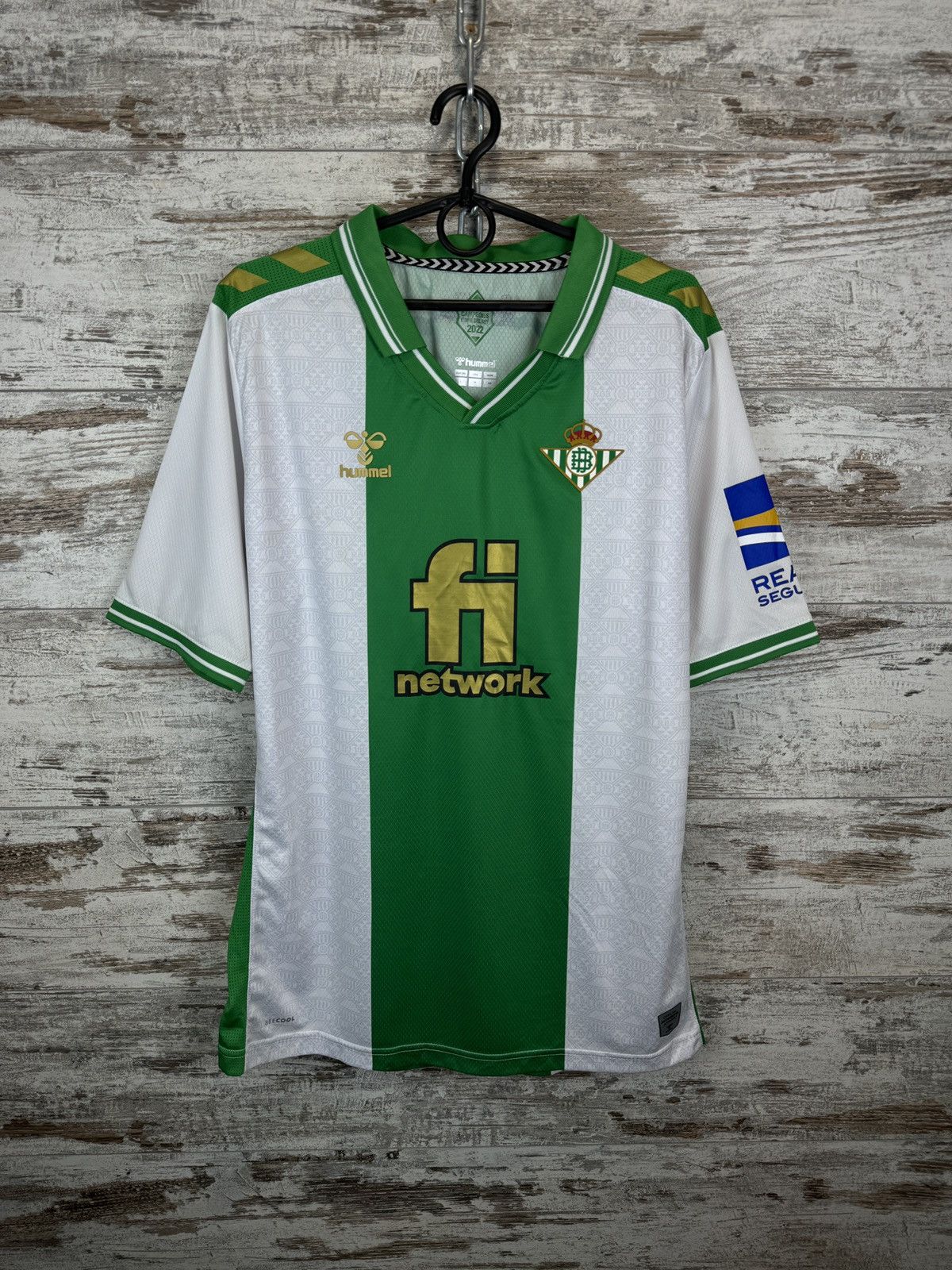 Hummel × Vintage Mens Vintage Hummel Real Betis T-shirt soccer jersey tee Size US M / EU 48-50 / 2 - 2 Thumbnail
