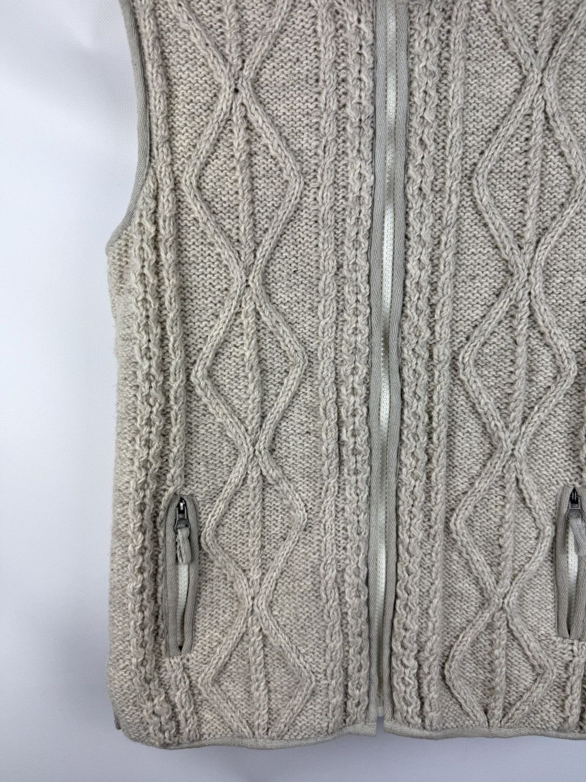 Handmade Pachamama Men’s Wool Cable Knit Handmade Vest Waistcoat Size US M / EU 48-50 / 2 - 7 Thumbnail