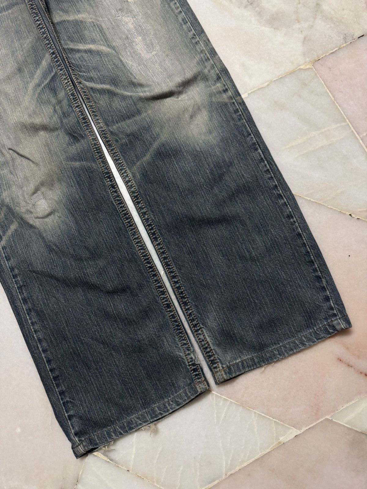 Edwin 💥BAGGY💥INSANE EDWIN EXCLUSIVE VINTAGE REPAIRED MUDWASH JEAN Size US 31 - 9 Thumbnail