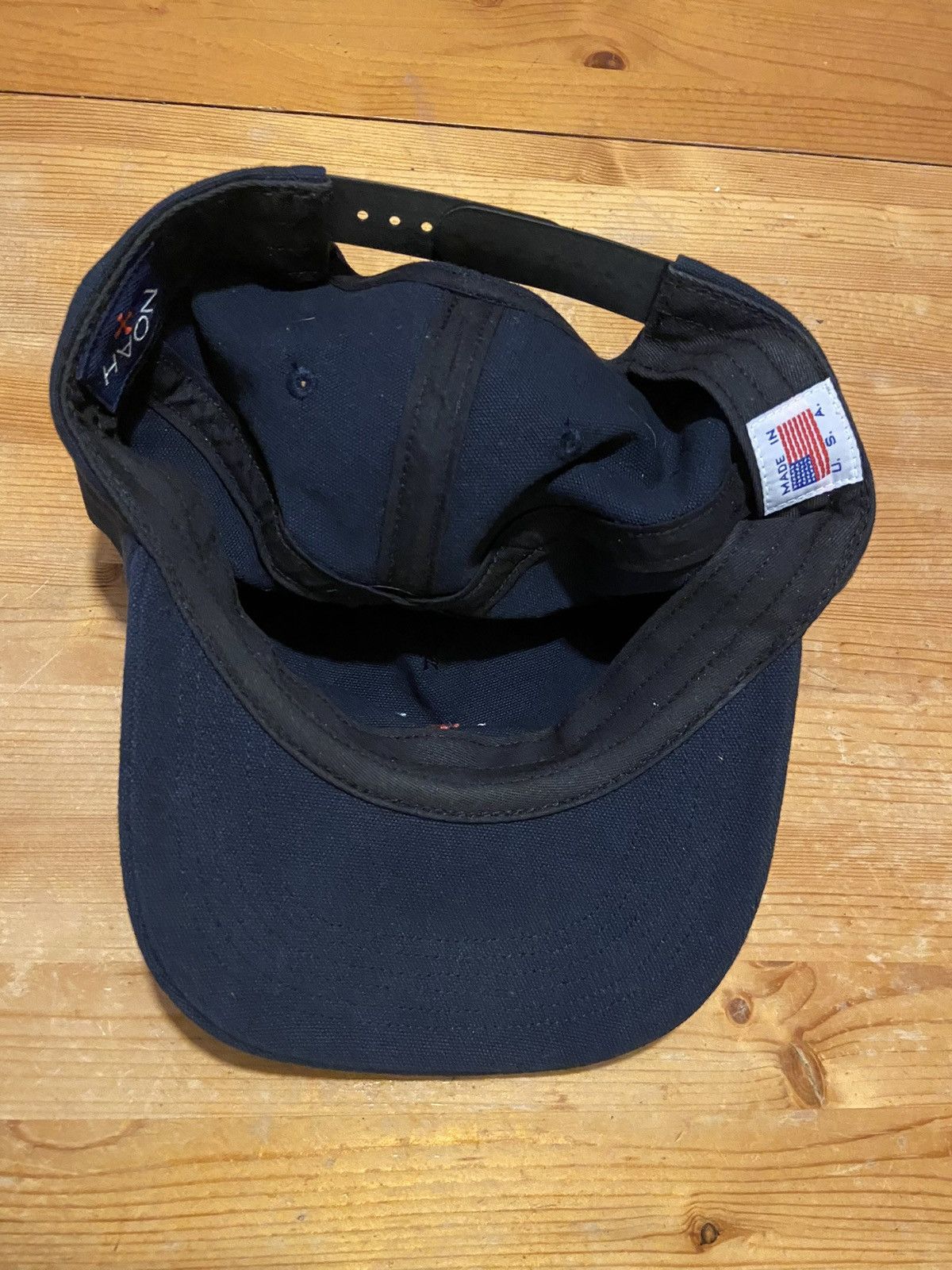 Noah Noah core logo 5 panel snapback. Heavy cotton twill in navy. Size ONE SIZE - 3 Thumbnail