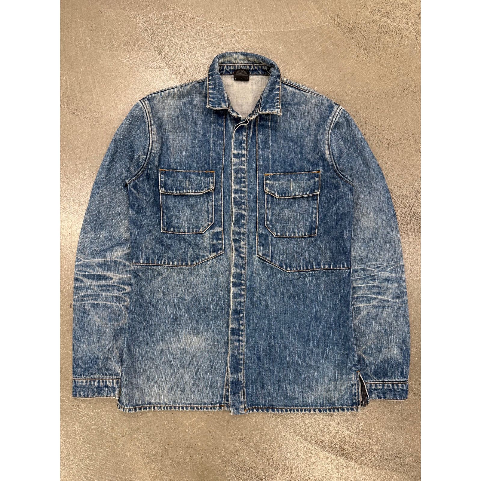 Dior A/W2002 Dior by Hedi Slimane faded denim jacket Size US M / EU 48-50 / 2 - 1 Thumbnail