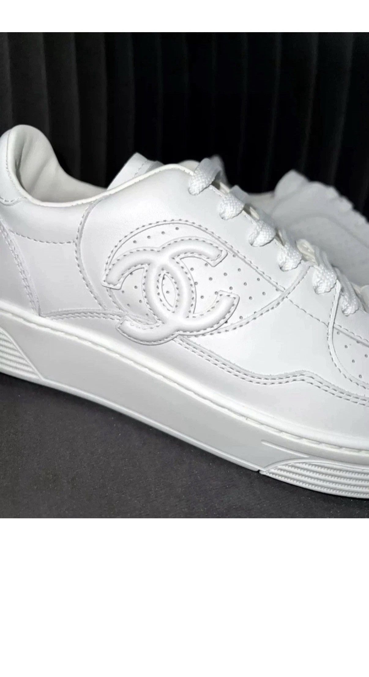 Chanel Chanel Size US 11 / IT 41 - 2 Thumbnail