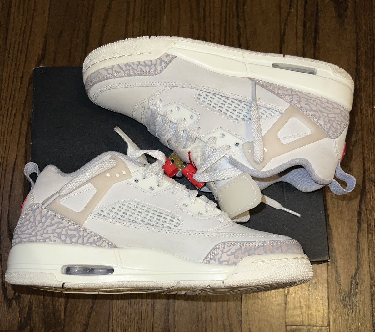 Jordan Brand Jordan Spizike Low (GS) Size US 7 / EU 40 - 1 Thumbnail