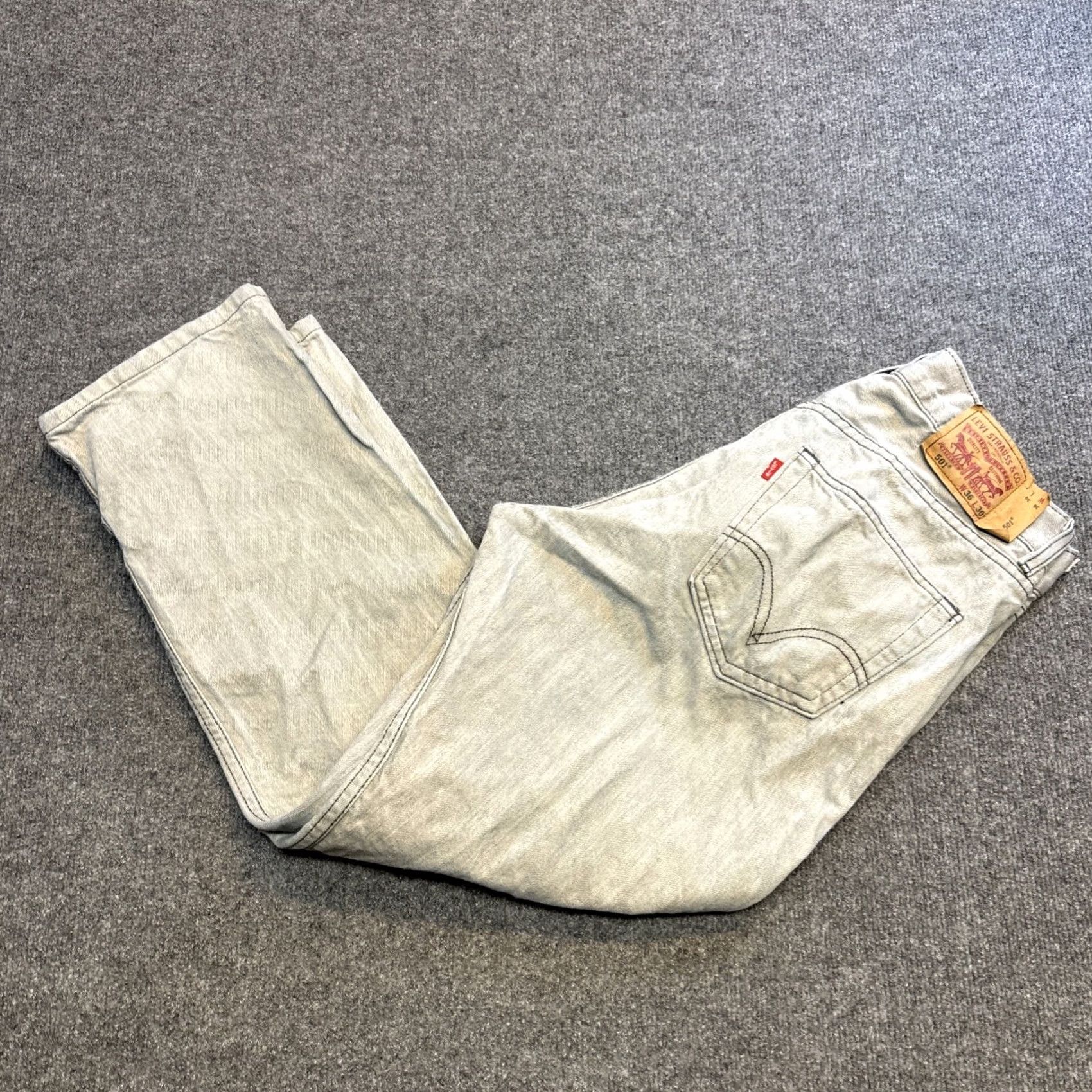 Levi's Levi's 501 Jeans Men 36x30 Button Fly Straight Gray Denim Regular Vintage? No. (Reworded for clarity) Size US 36 / EU 52 - 2 Thumbnail