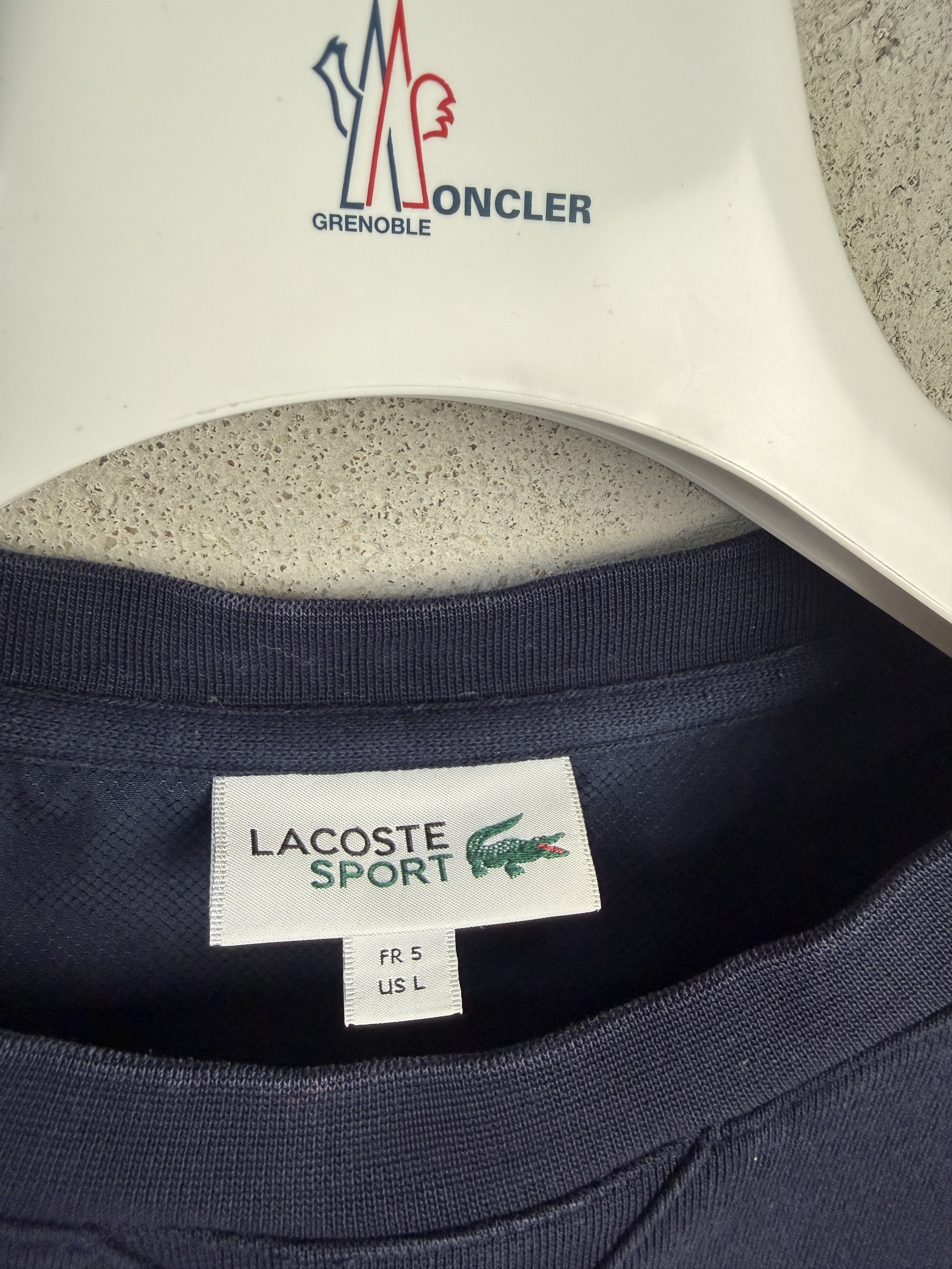 Lacoste Lacoste small logo sweatshirt crewneck casual Size US L / EU 52-54 / 3 - 3 Thumbnail