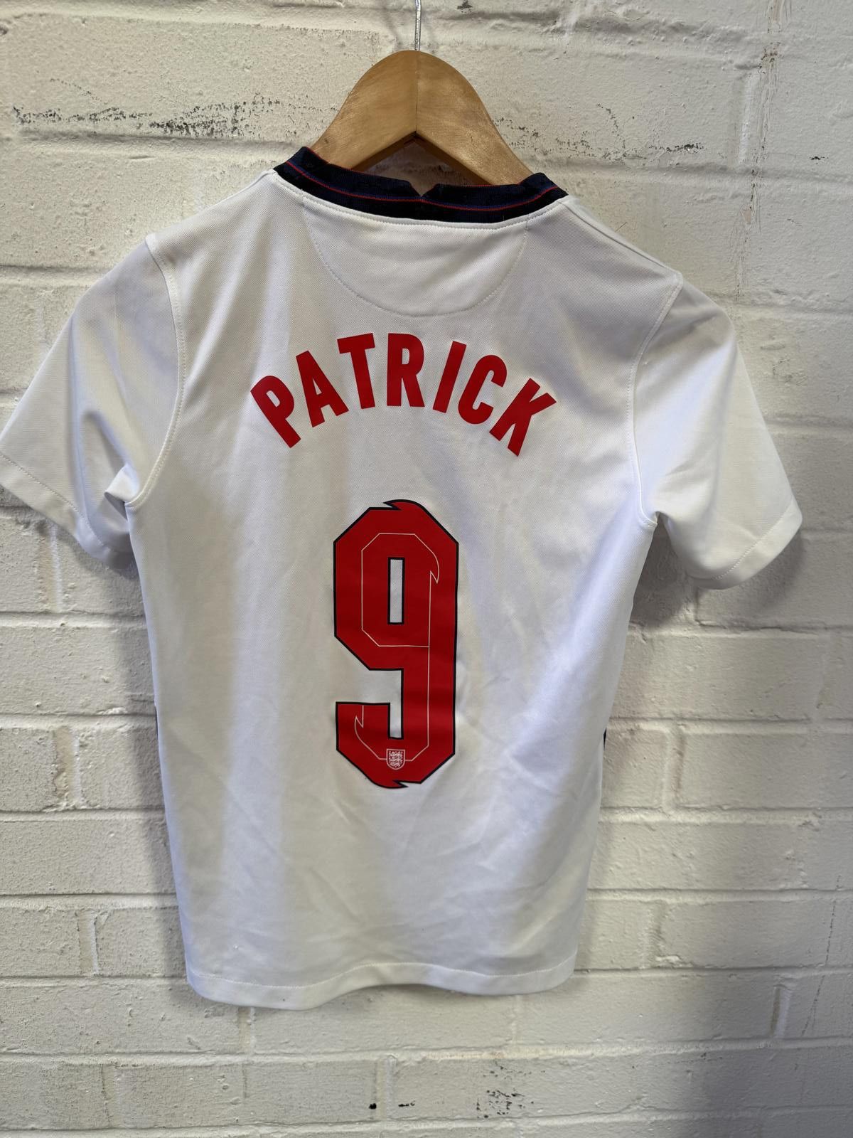 Nike Nike England Football Shirt - Youth Size M 9 Patrick Size US M / EU 48-50 / 2 - 3 Thumbnail