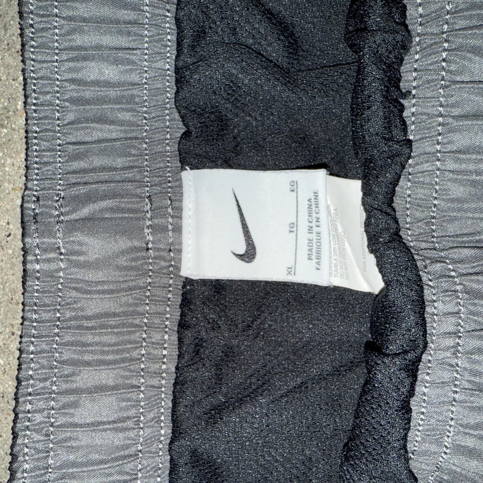 Nike Nike Shorts Mens XL Black Spell Out Swim Trunks Athletic New Size US 36 / EU 52 - 3 Thumbnail