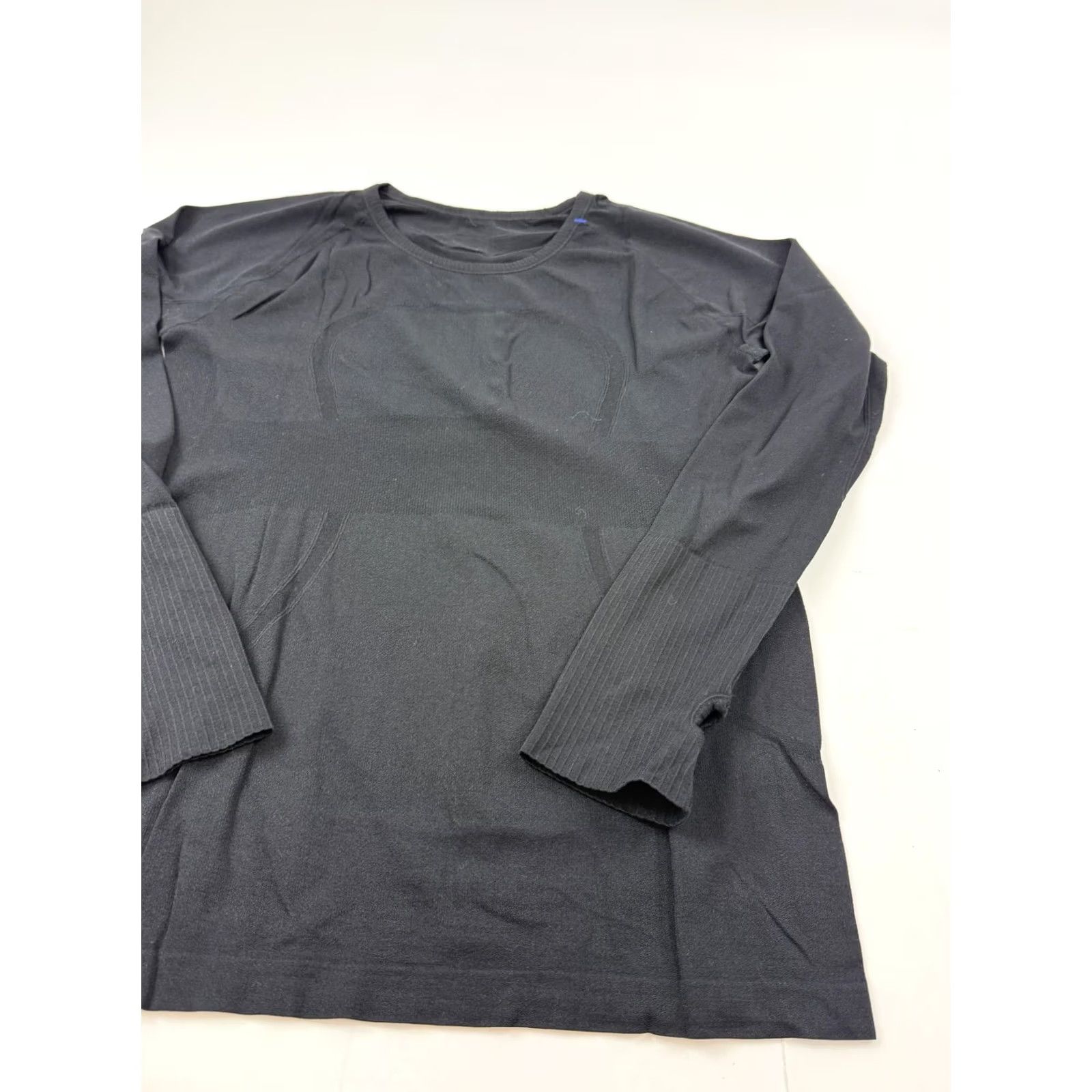Lululemon Lululemon Swiftly Tech Shirt Womens 8/10 Black Long Sleeve Crew Neck Running Gym Training Top Size M / US 6-8 / IT 42-44 - 3 Thumbnail