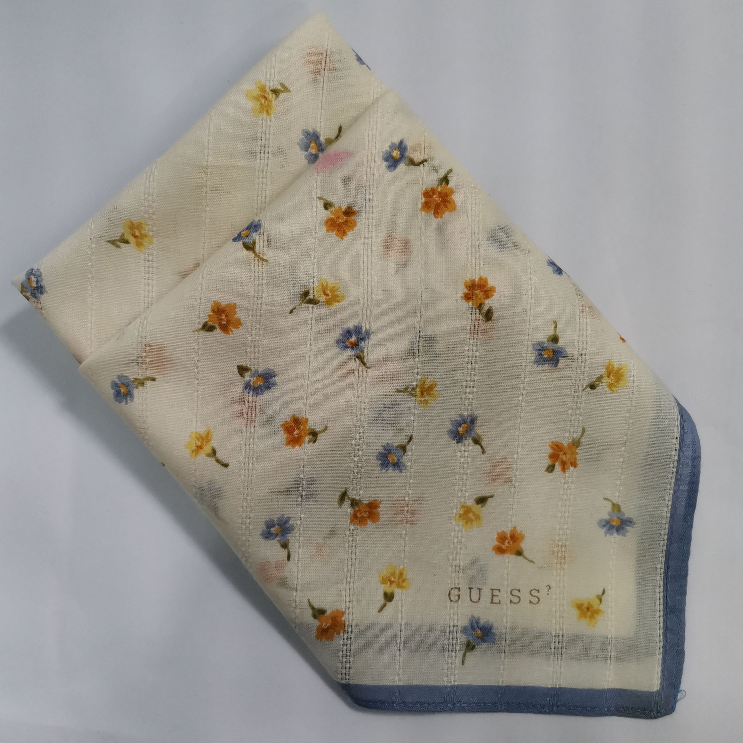 Guess GUESS SCARF/ BANDANA/ HANDKERCHIEF Size ONE SIZE - 1 Thumbnail