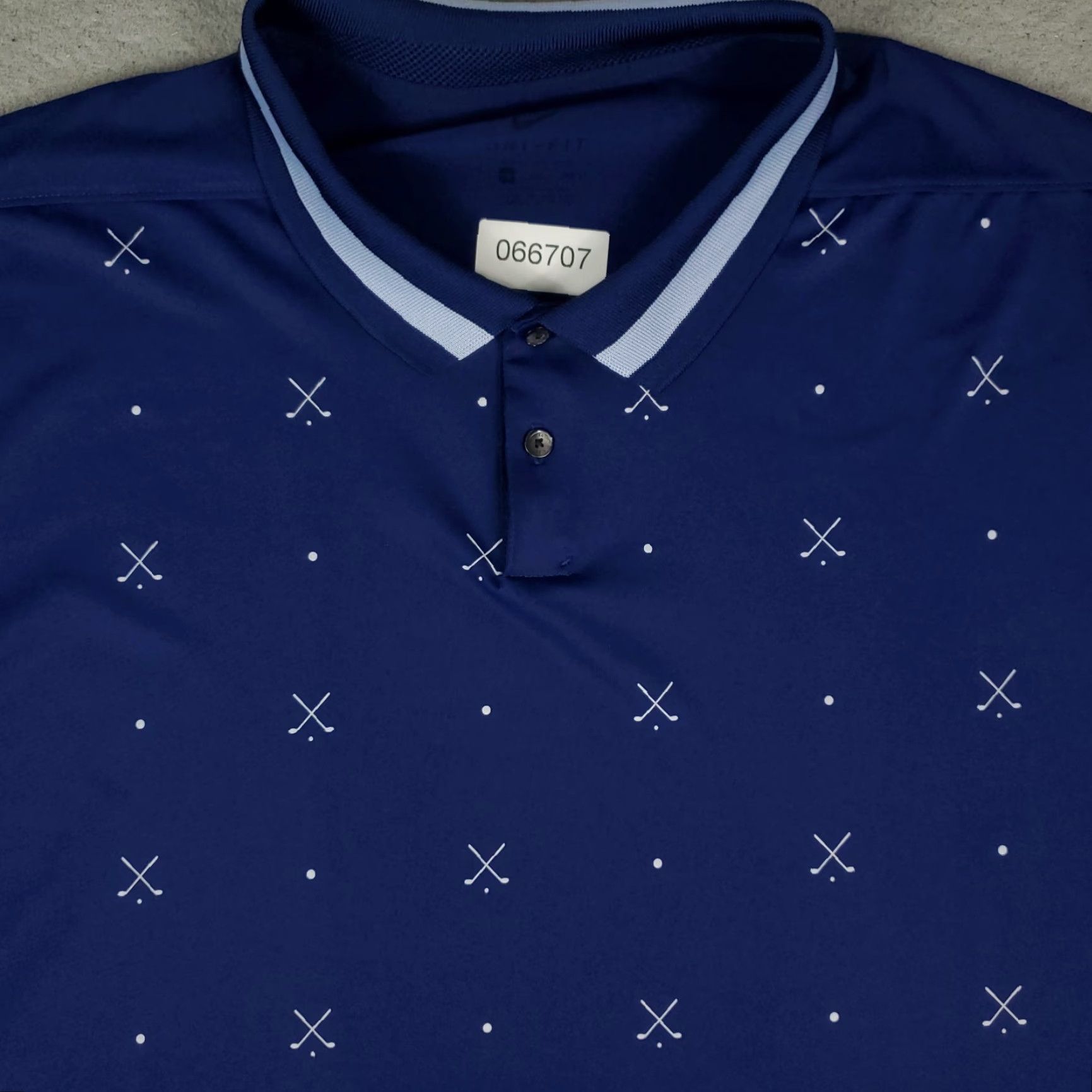 Nike VINTAGE Nike Polo Shirt Mens 2XL Blue Nike Golf Dri-Fit Short Sleeve Polo Shirt Mens 2XL Blue Short Sleeve Polyester Nike Golf Casual Casual Wear Size US XXL / EU 58 / 5 - 2 Thumbnail
