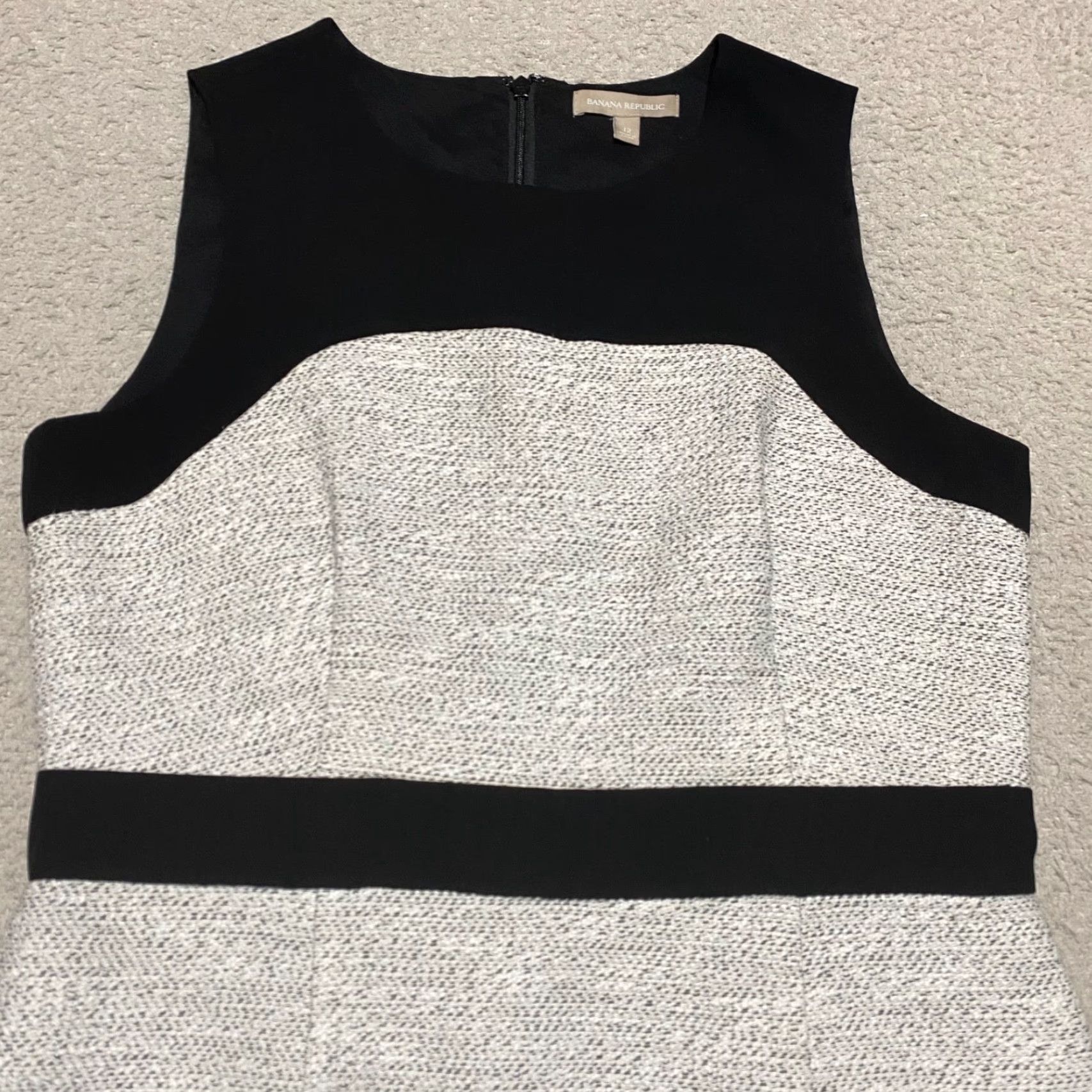 Banana Republic Banana Republic Womens Dress Gray Tweed Sleeveless Sheath Lined Round Neck Size 12 Casual Business Pencil Dress Womens Size XL / US 12-14 / IT 48-50 - 4 Thumbnail