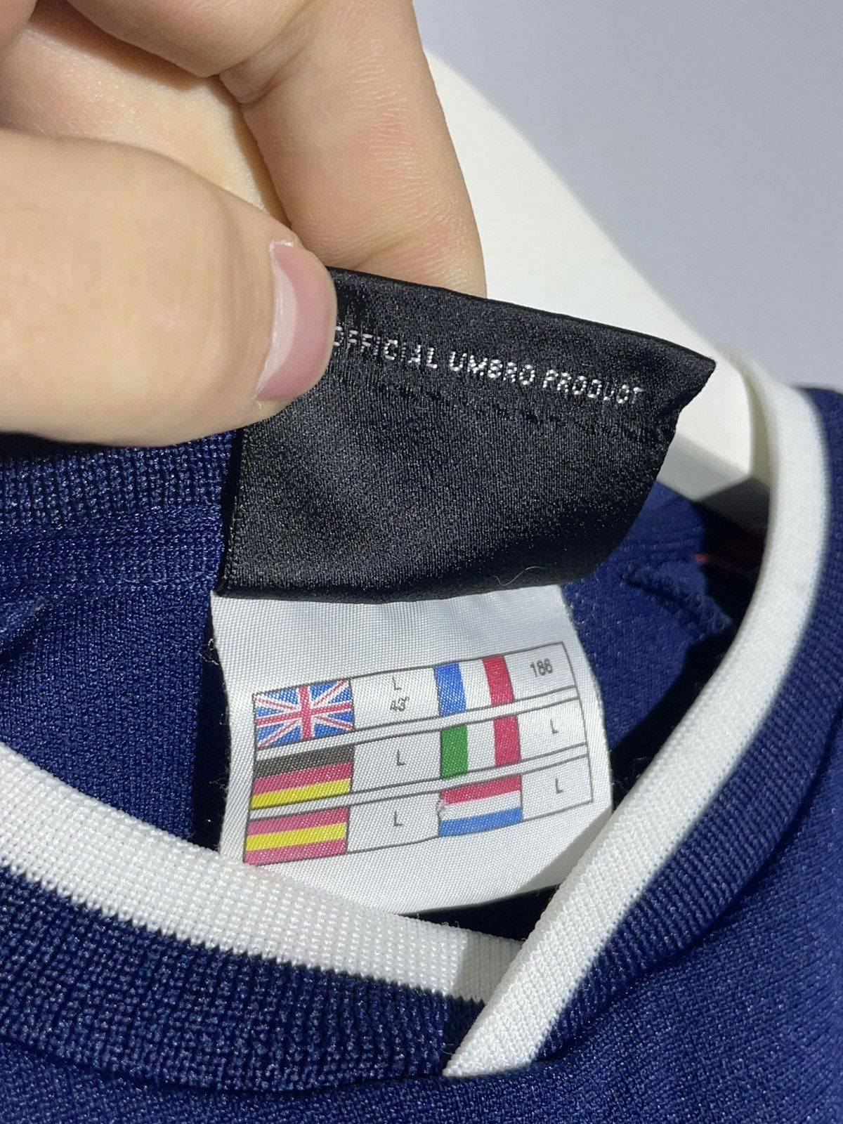 Umbro × Vintage England Umbro Vintage 2000 Y2k Streetwear Football Shirt Size US L / EU 52-54 / 3 - 10 Thumbnail