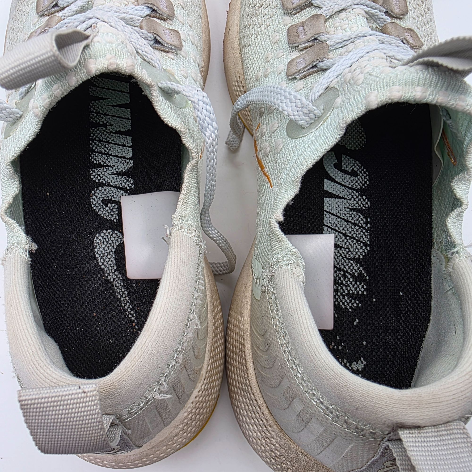 Nike Nike React Escape Run Women Size 6 Running Shoes Barely Gree Size US 9 / IT 39 - 6 Thumbnail