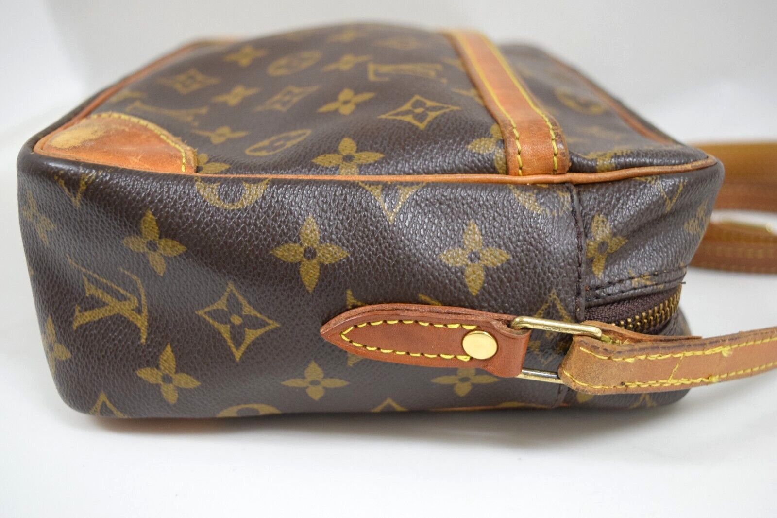 Louis Vuitton Louis Vuitton Trocadero 30 Crossbody Bag Monogram M51272 Size ONE SIZE - 7 Thumbnail