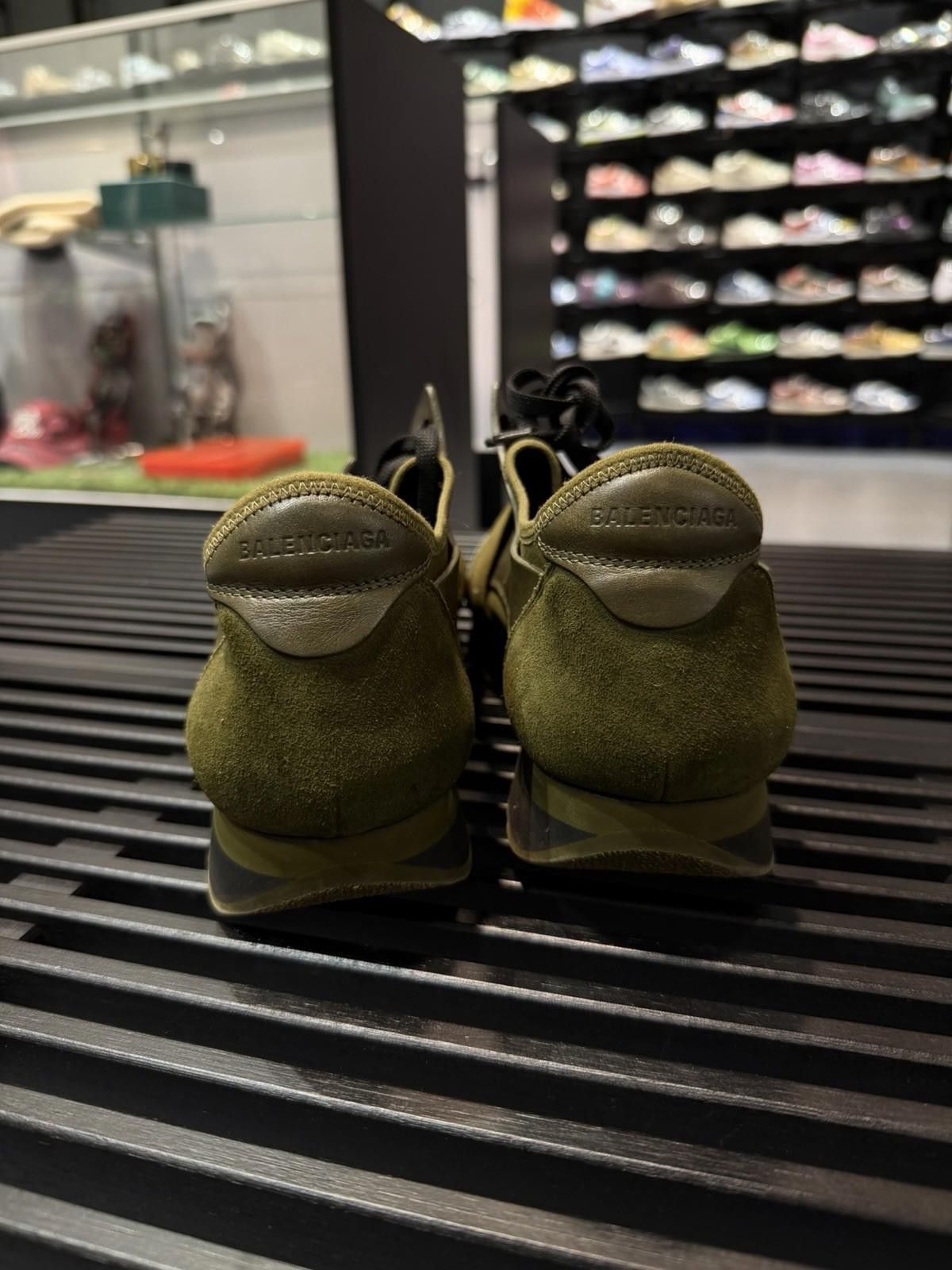 Balenciaga BALENCIAGA Race Runner Army Green Color Authentic 44EU/11US Size US 11 / EU 44 - 8 Thumbnail
