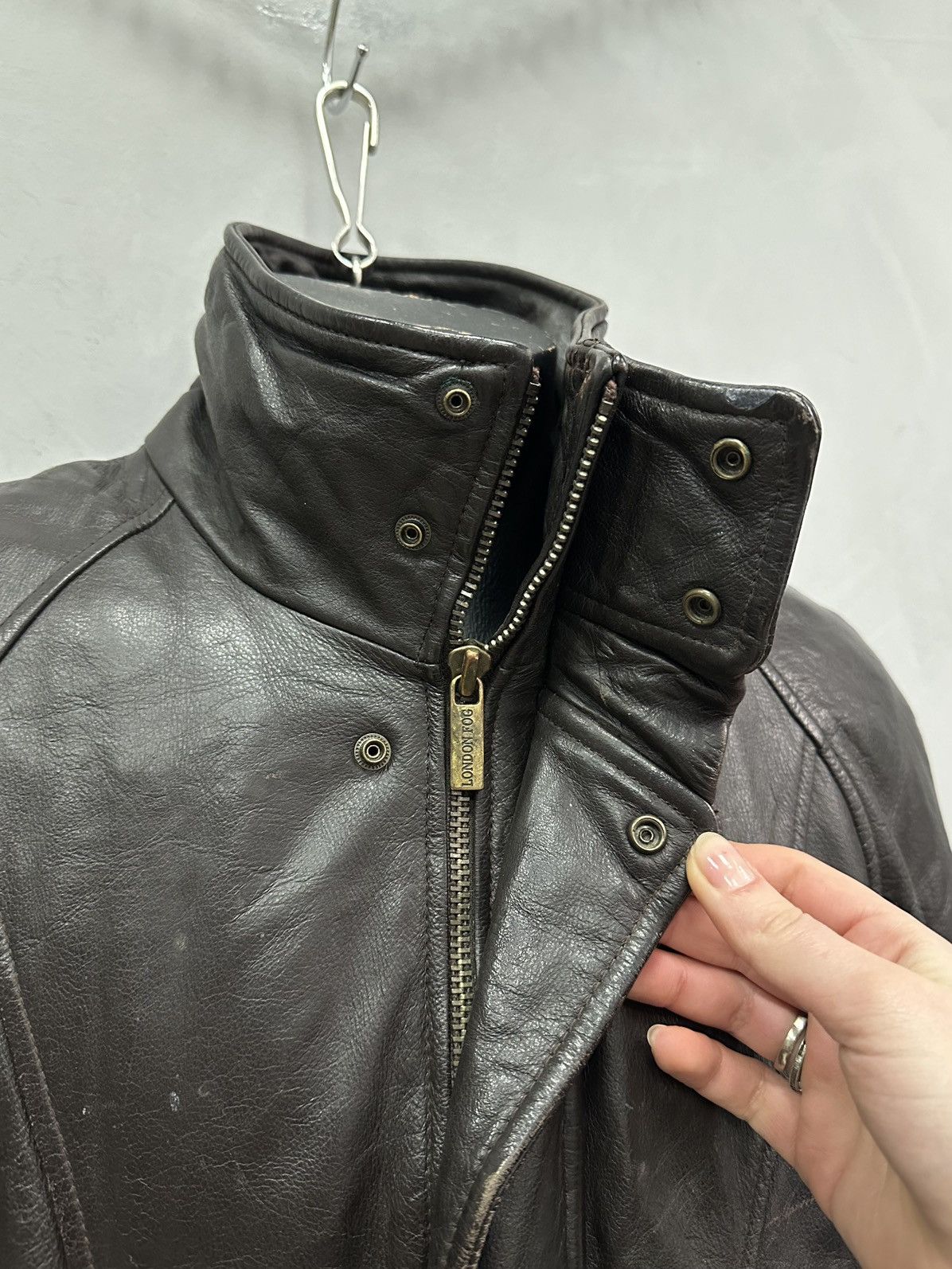 London Fog Vintage Leather Jacket Faded DISTRESSED Diesel Y2k Avirex Size US S / EU 44-46 / 1 - 5 Thumbnail