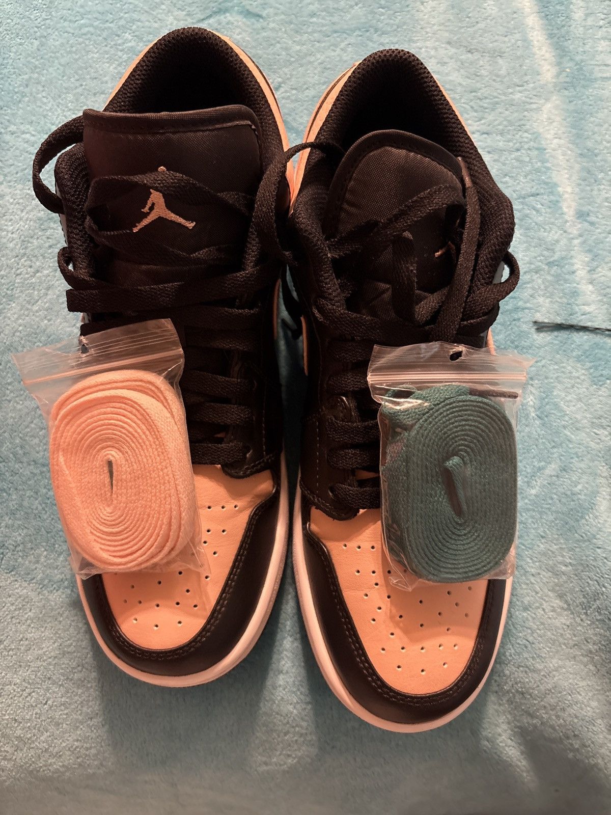 Jordan Brand Jordan 1 Low Crimson Tint Size US 9 / EU 42 - 7 Thumbnail