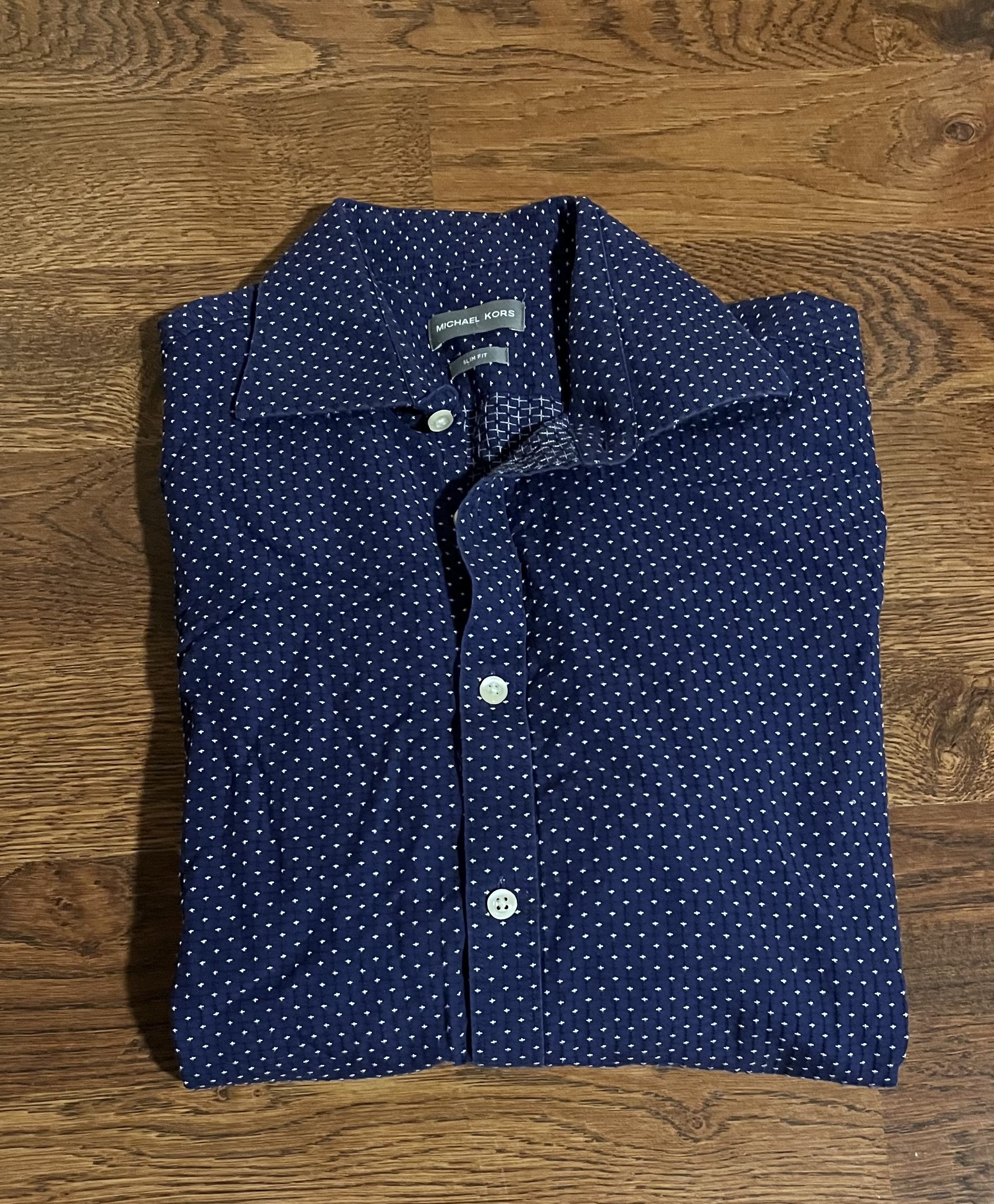 Michael Kors Michael Kors Micro Cross Print Button Down Shirt Size US L / EU 52-54 / 3 - 1 Thumbnail